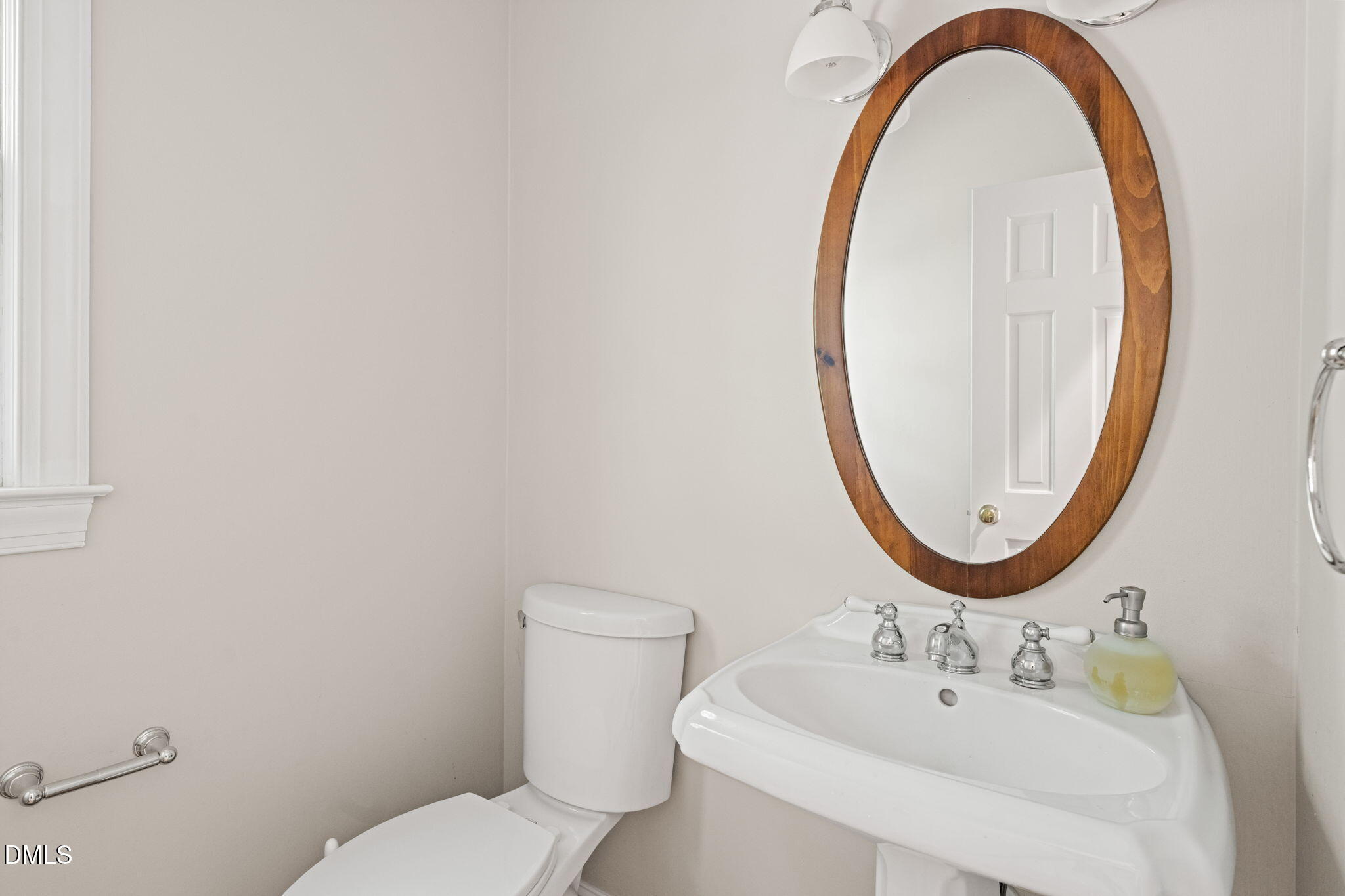 107 Thornewood Drive Property Photo 24