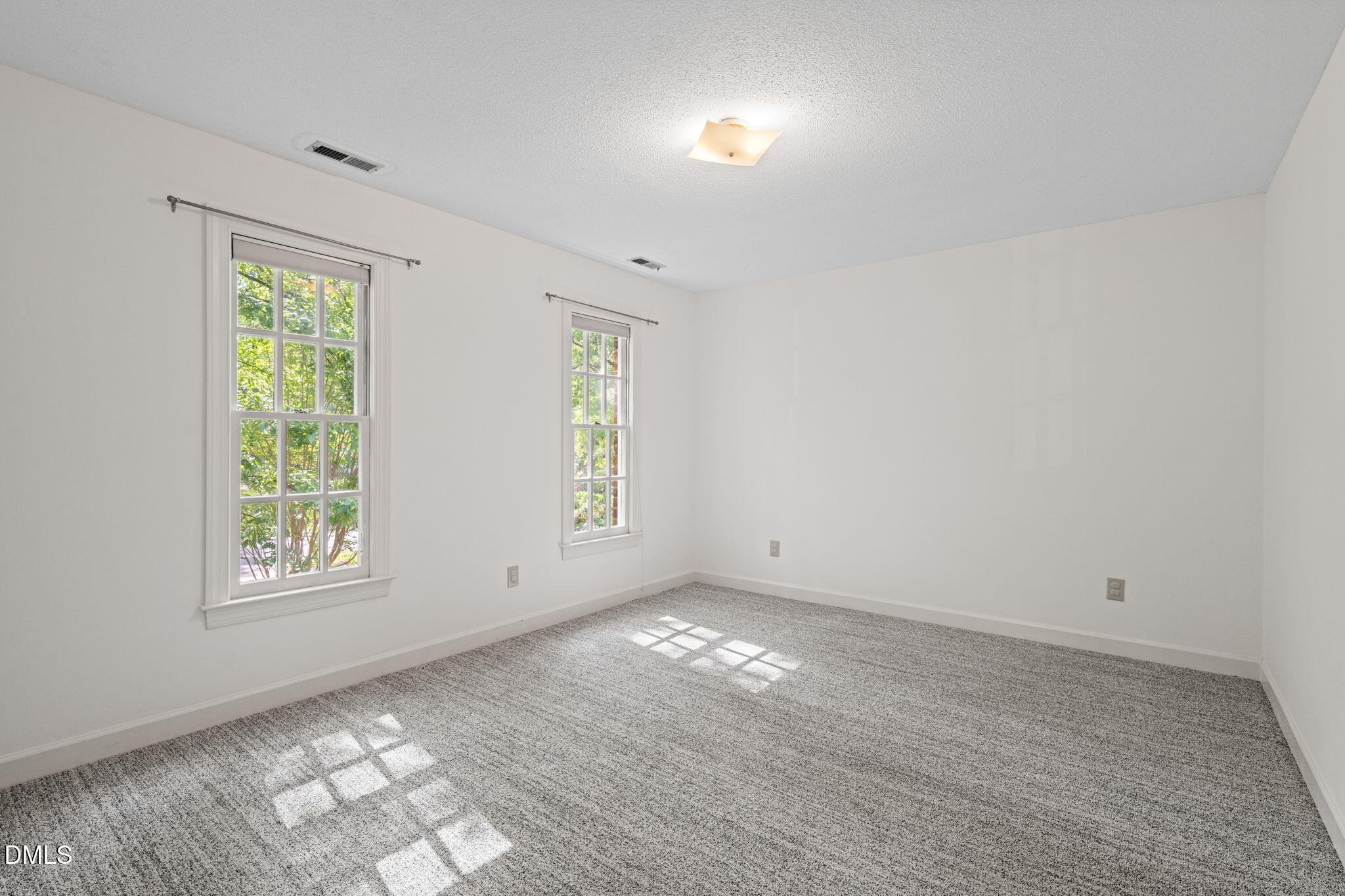 107 Thornewood Drive Property Photo 33