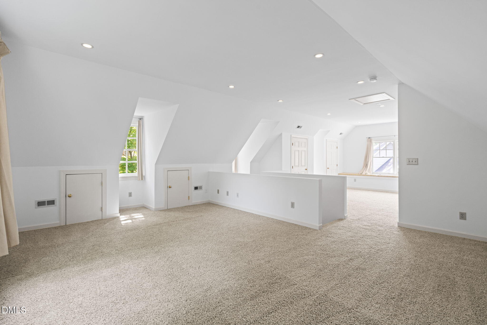 107 Thornewood Drive Property Photo 38