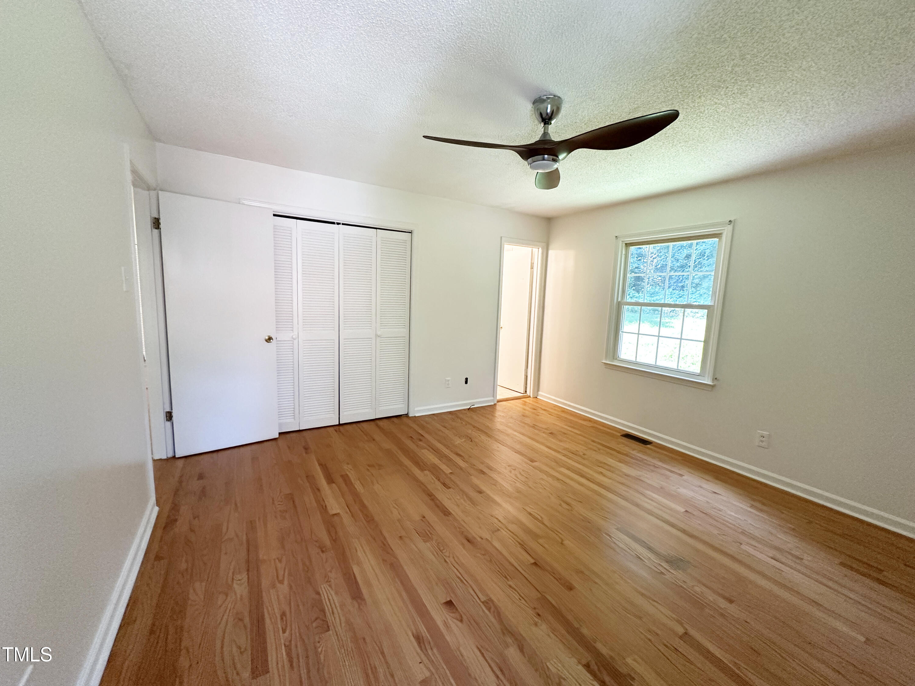 924 Lorain Avenue Property Photo 24