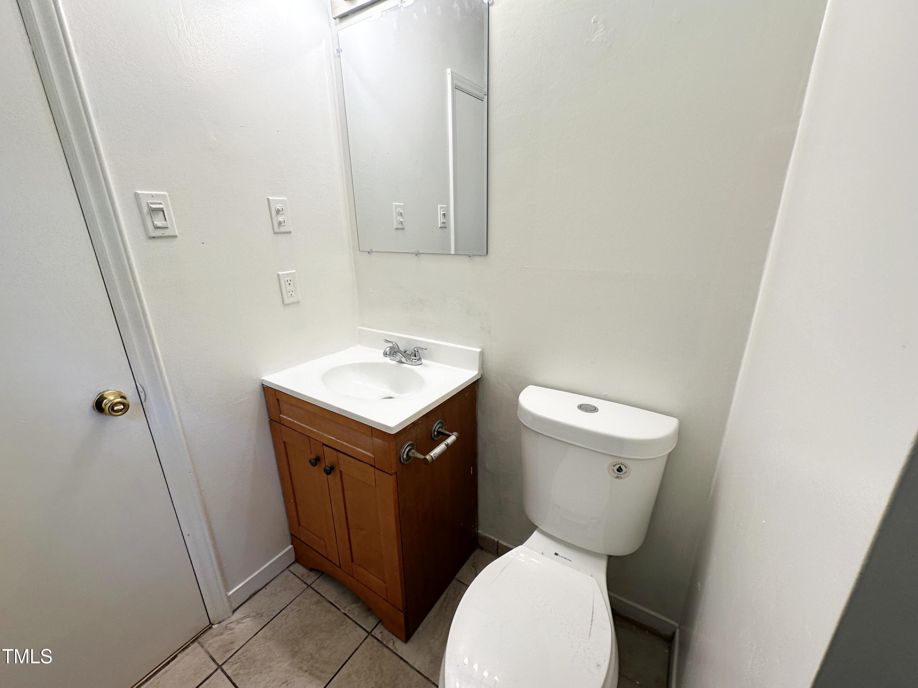 924 Lorain Avenue Property Photo 27