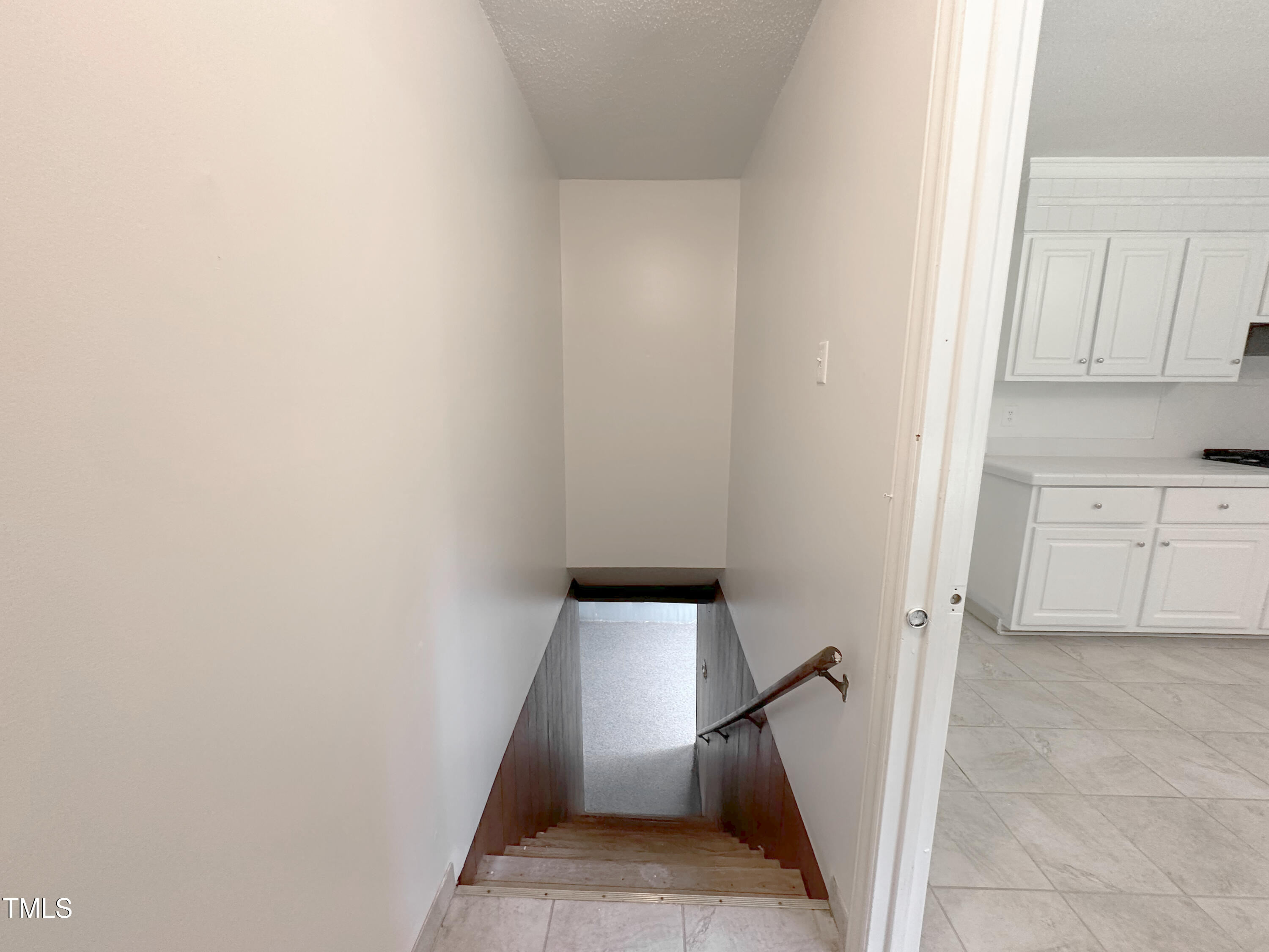 924 Lorain Avenue Property Photo 28
