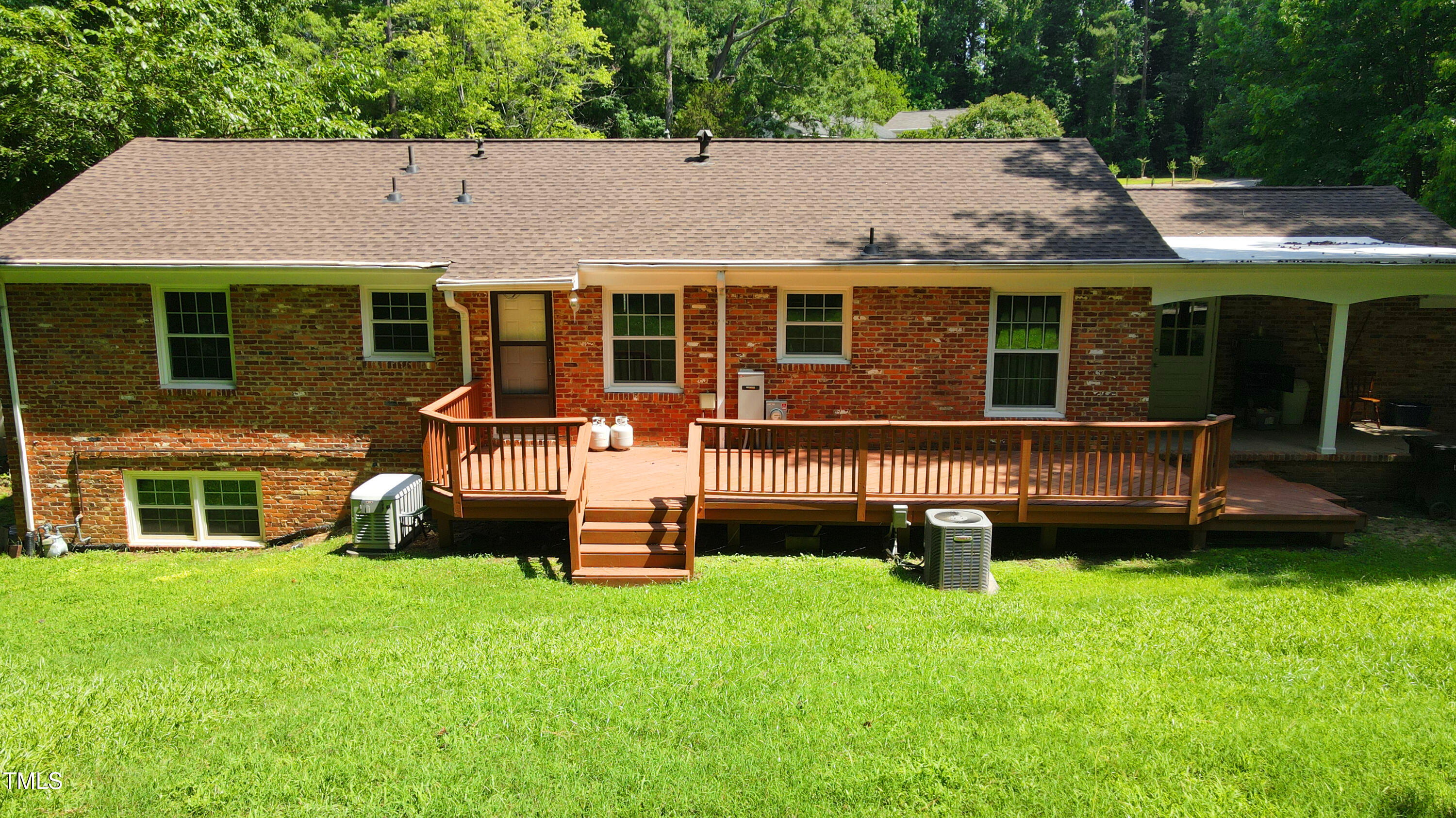 924 Lorain Avenue Property Photo 38