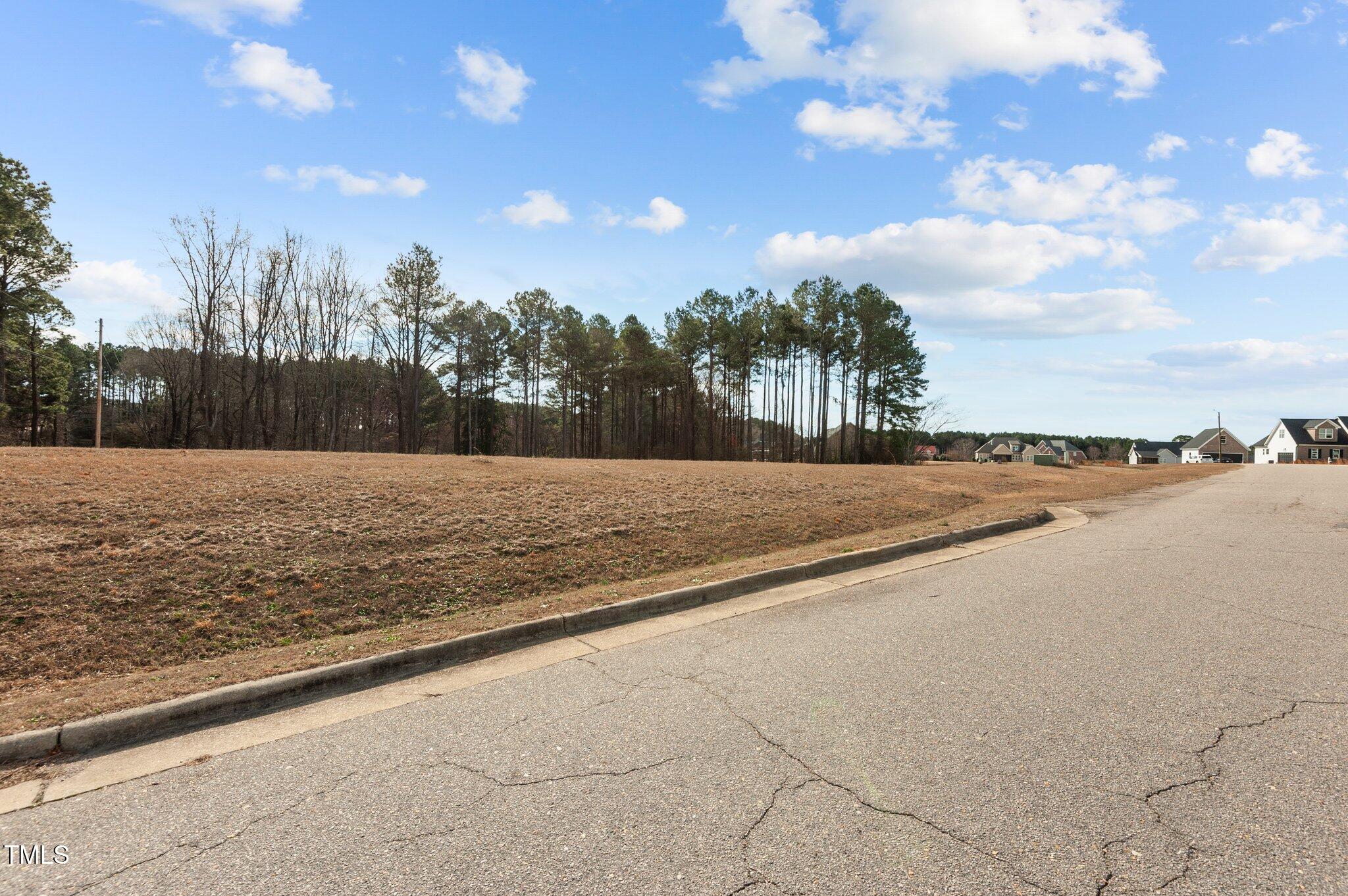 8405 Clearwater Drive Property Photo 4