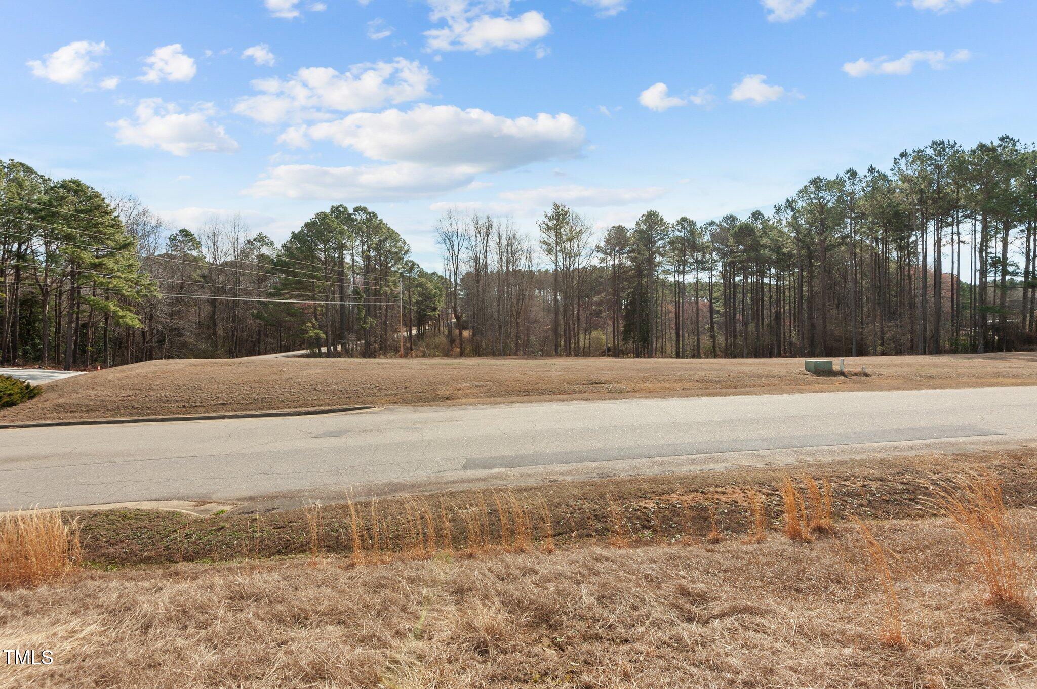 8405 Clearwater Drive Property Photo 5