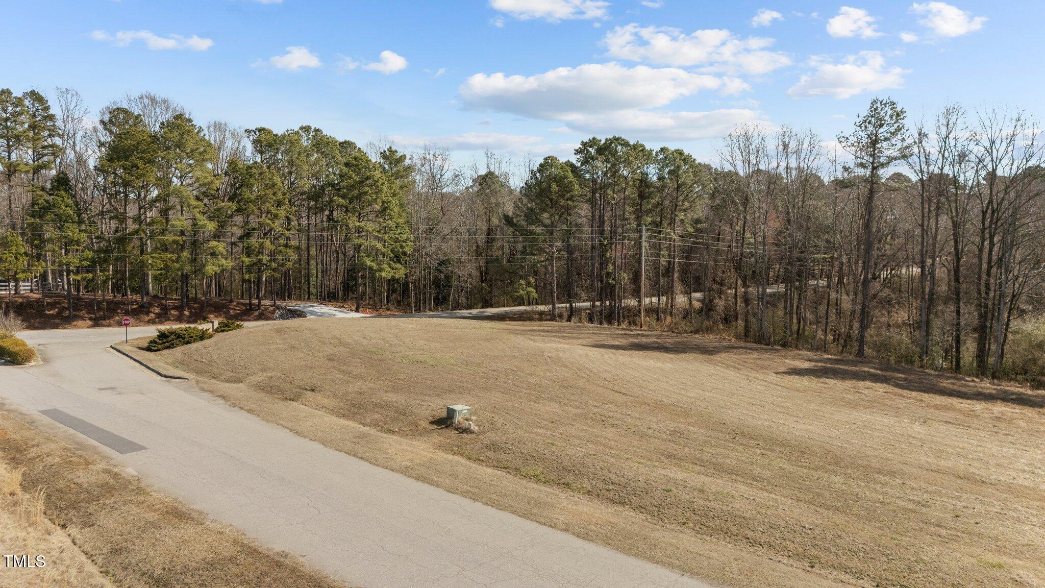 8405 Clearwater Drive Property Photo 14