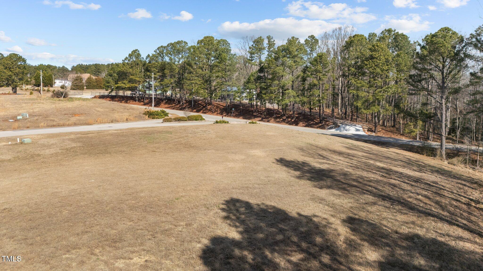 8405 Clearwater Drive Property Photo 15