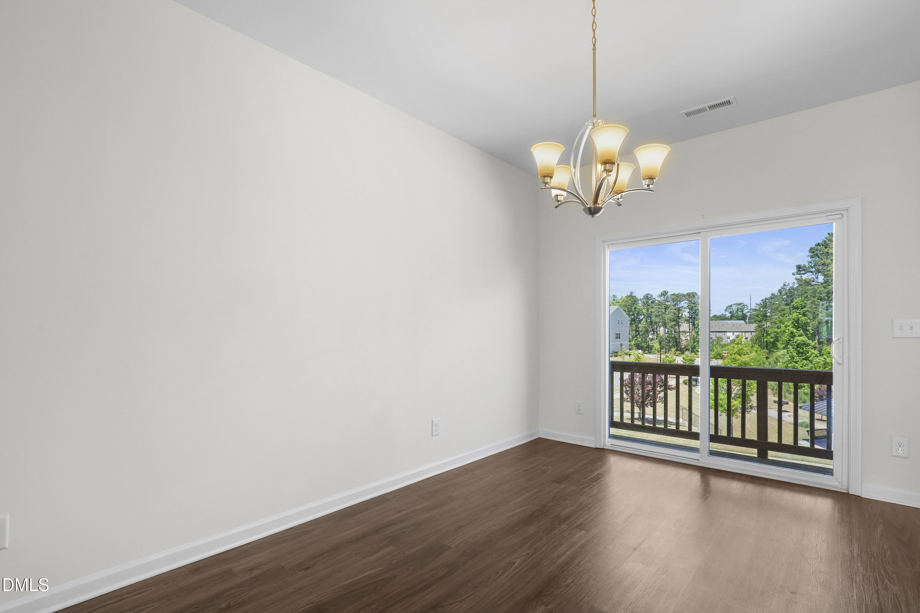 4105 Mahal Avenue Property Photo 6