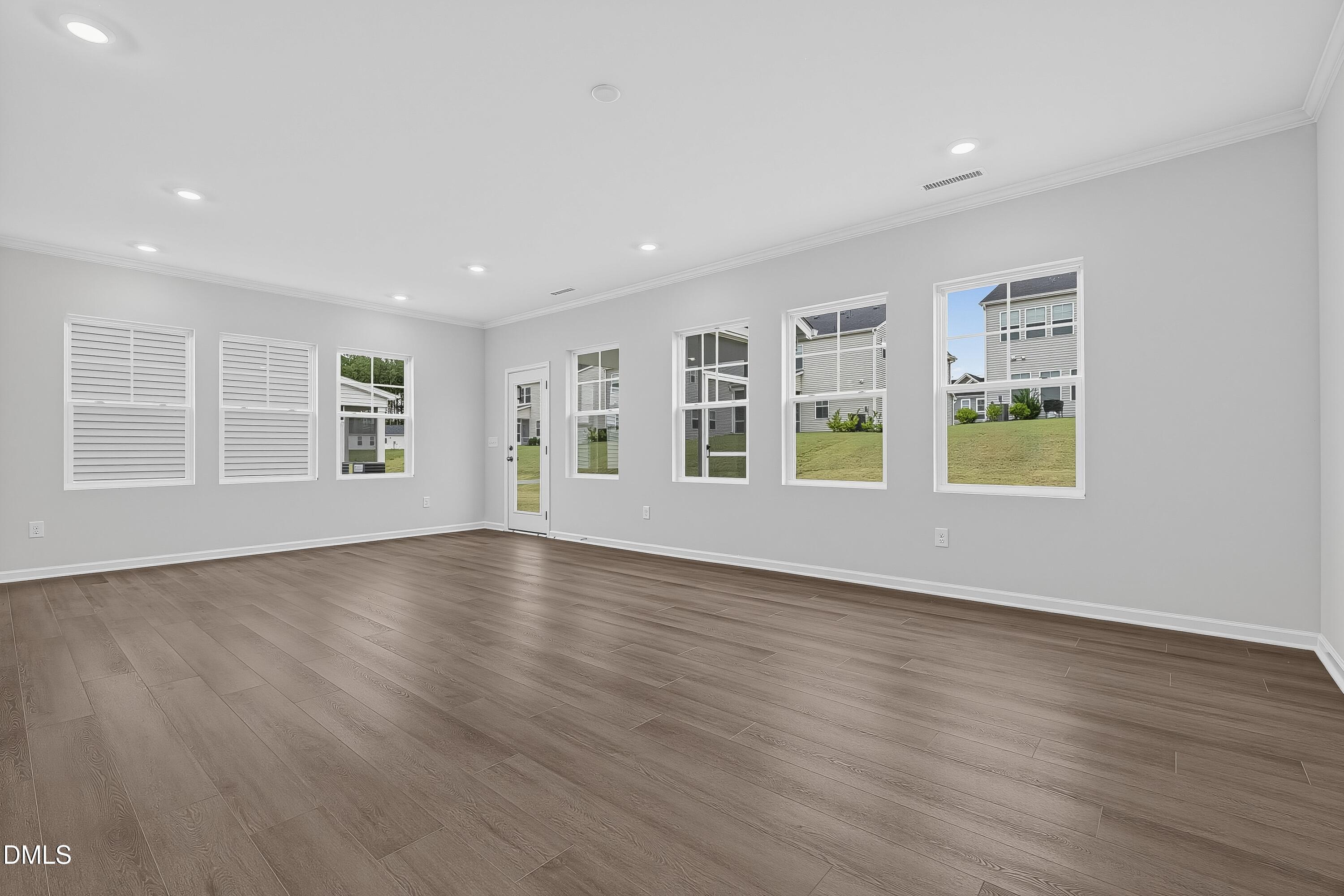 180 Caitlyn Parkway Property Photo 7