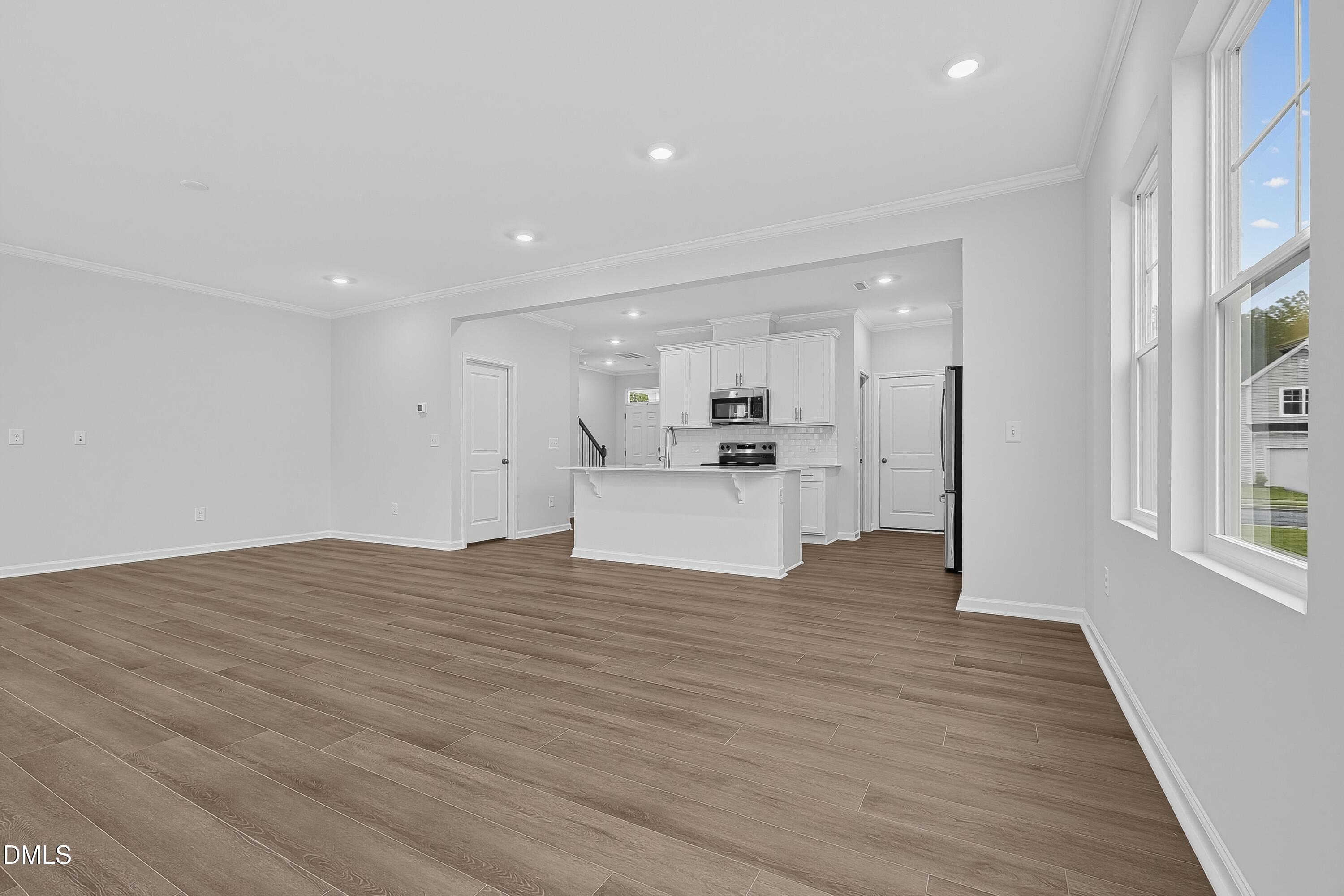 180 Caitlyn Parkway Property Photo 9