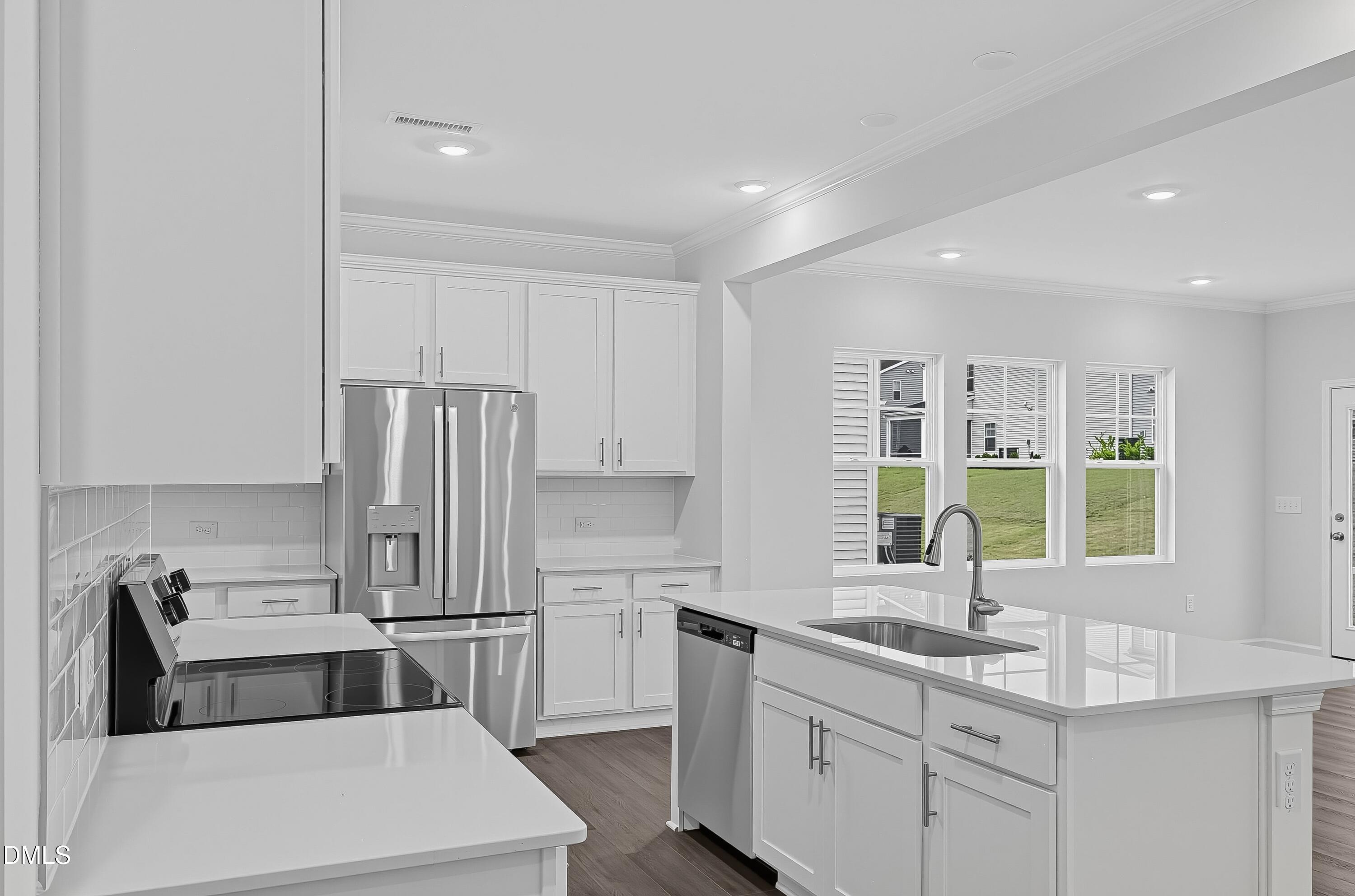 180 Caitlyn Parkway Property Photo 12
