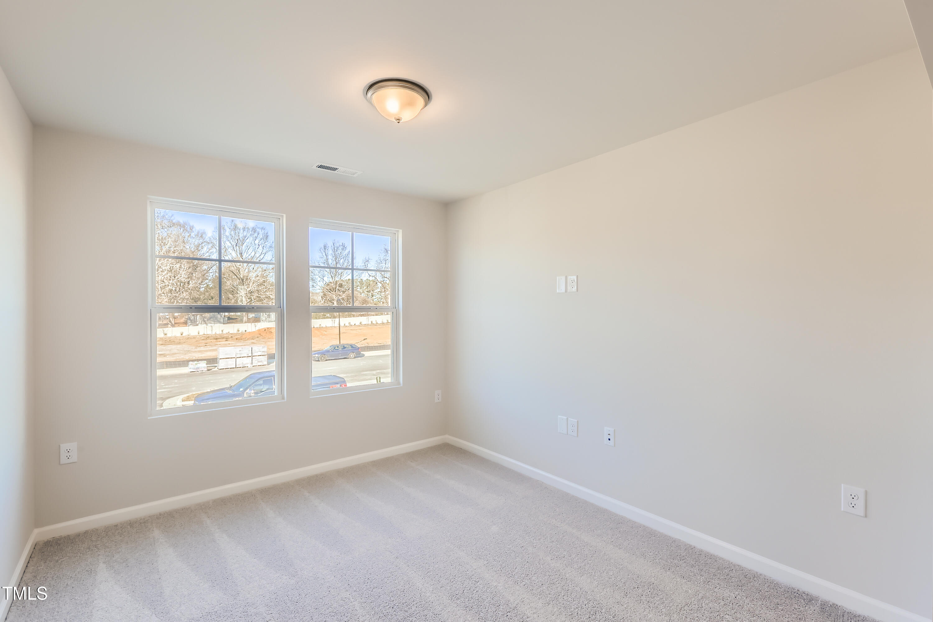 180 Caitlyn Parkway Property Photo 15