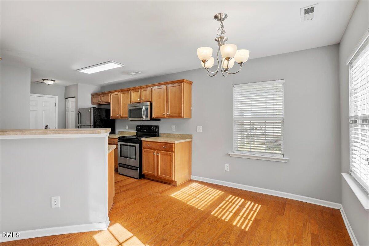 1034 Statler Drive Property Photo 8
