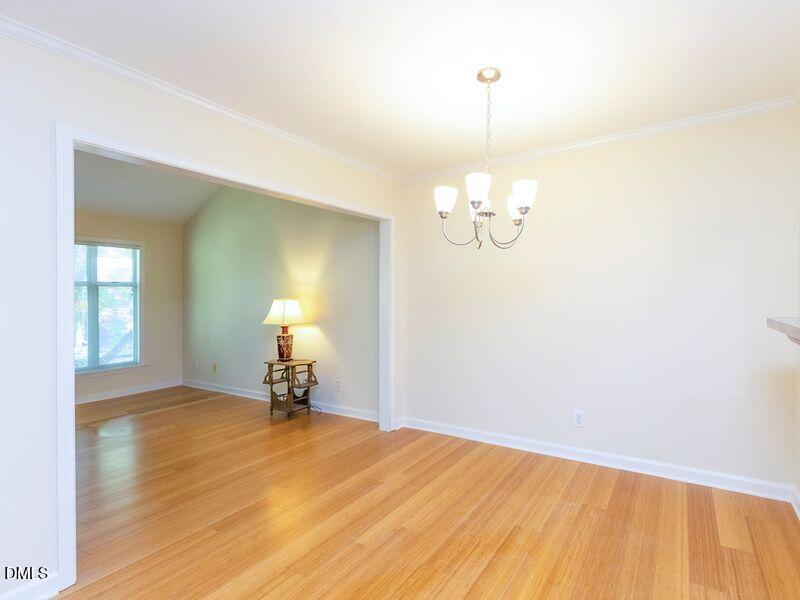 1211 Westview Lane 305 Property Photo 4