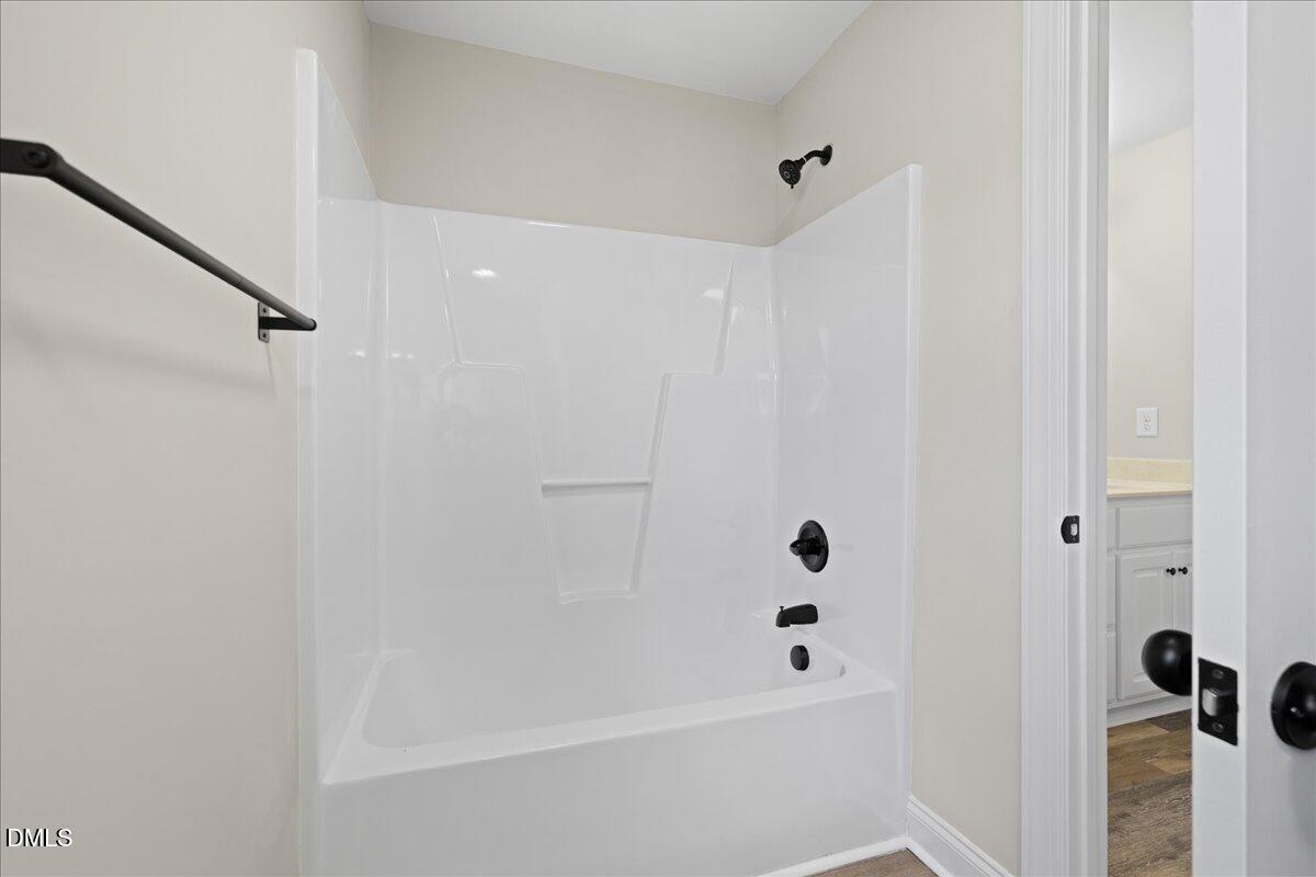 11438 Village Square Drive Property Photo 18