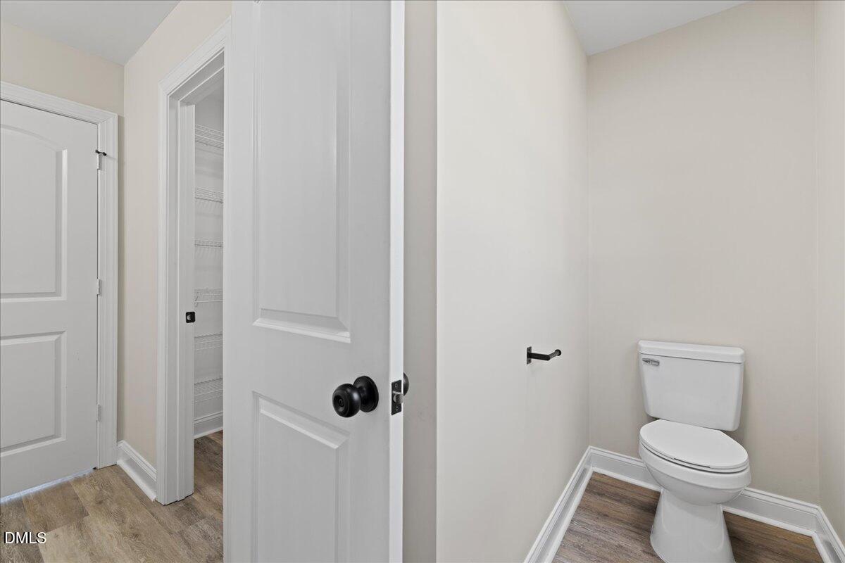 11438 Village Square Drive Property Photo 19