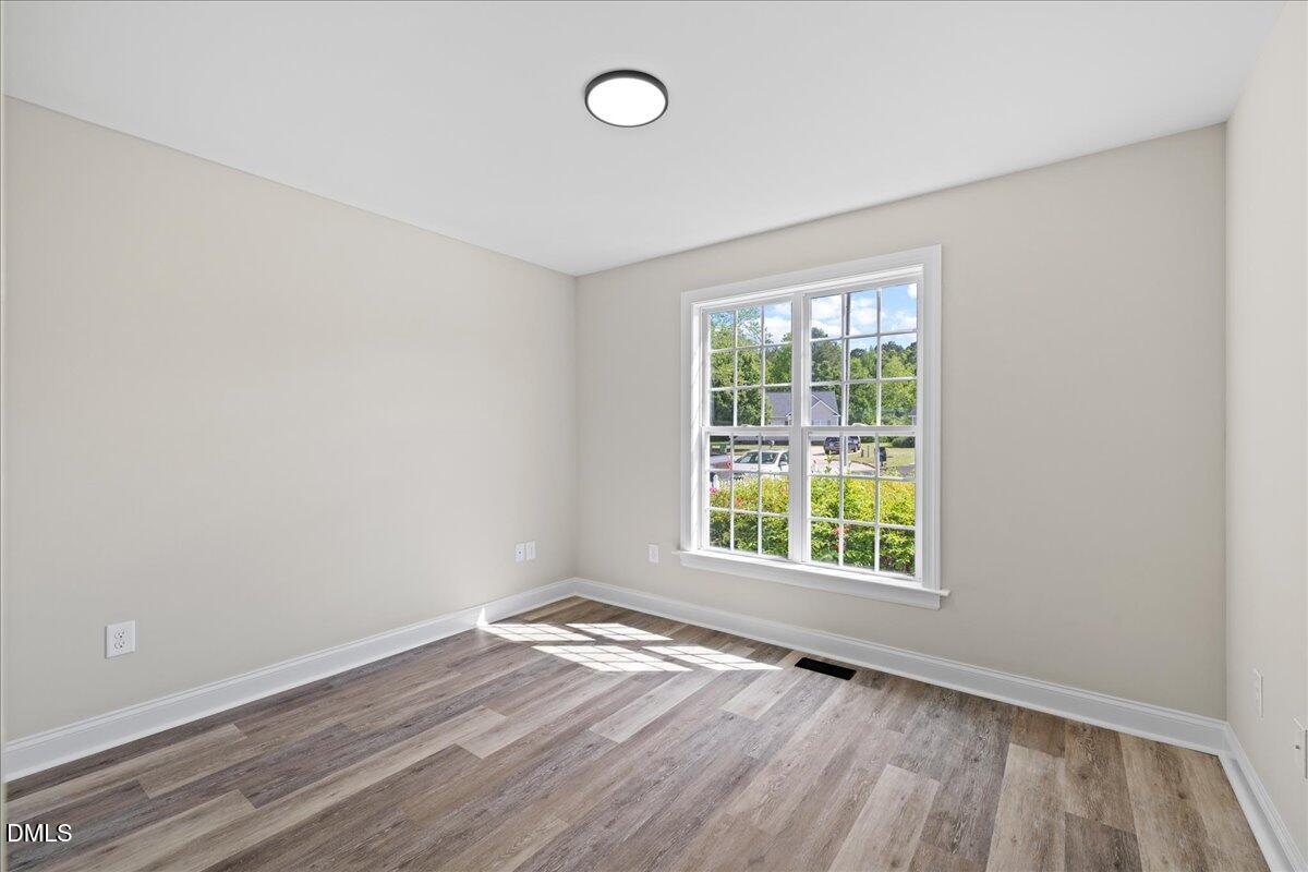 11438 Village Square Drive Property Photo 20