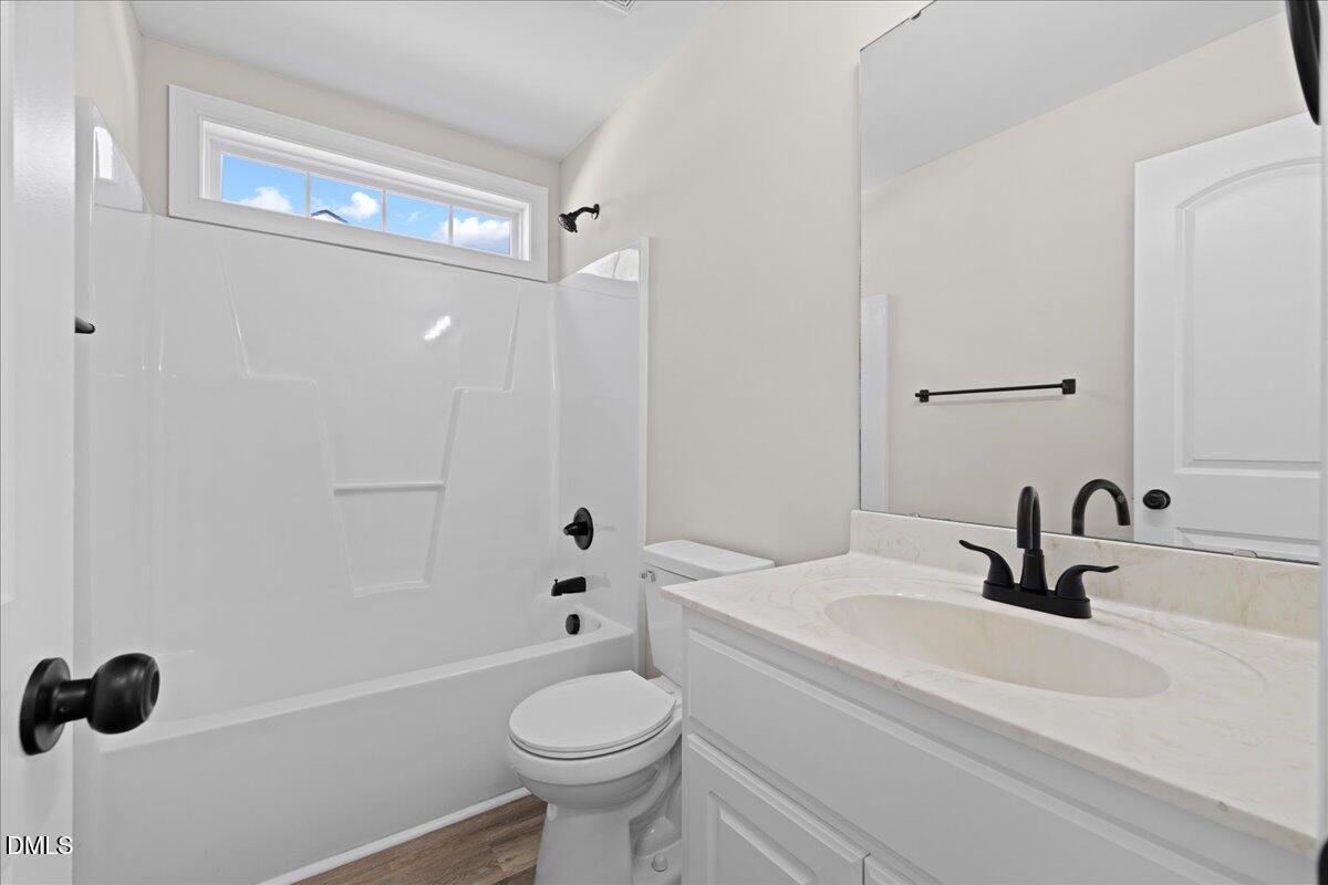 11438 Village Square Drive Property Photo 22