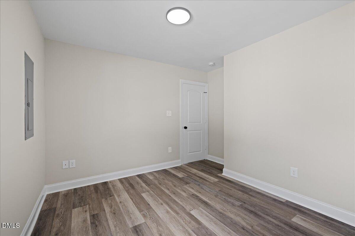 11438 Village Square Drive Property Photo 25