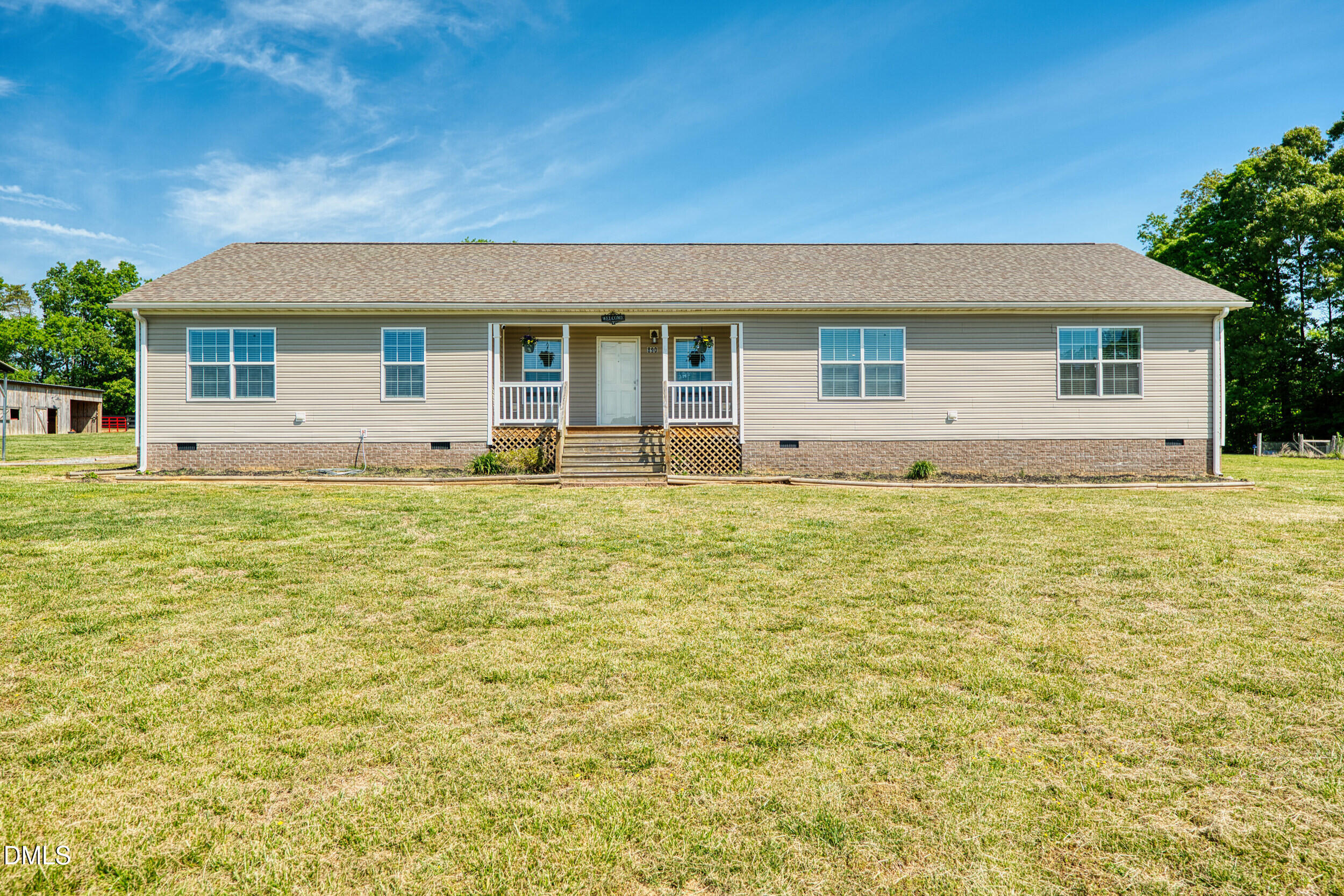 890 Will Brown Road Property Photo 3