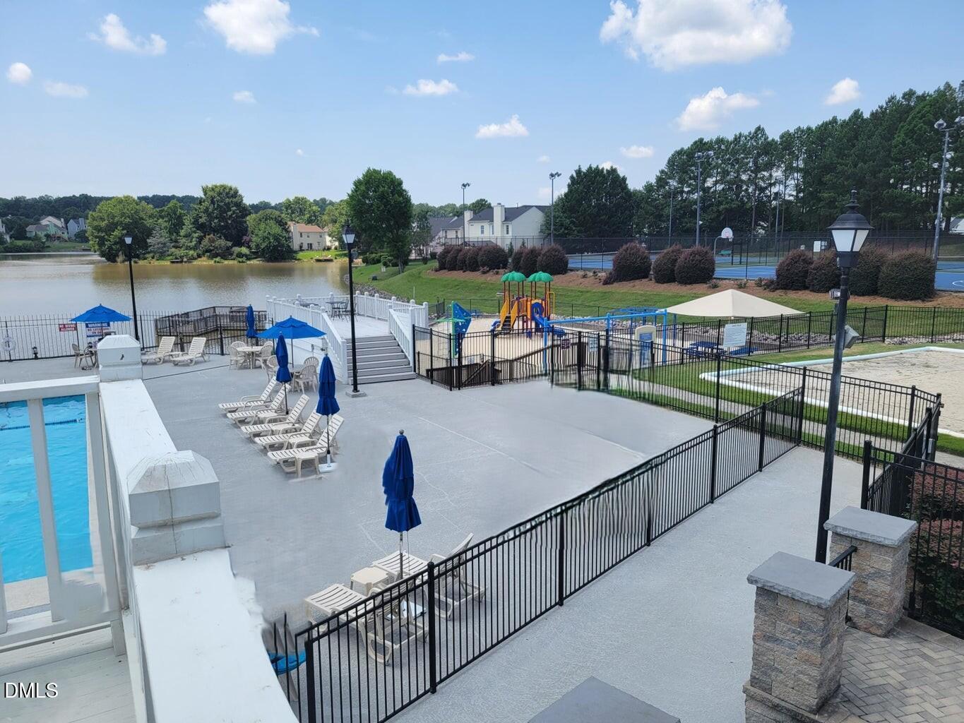 6 Autrey Mill Circle Property Photo 19