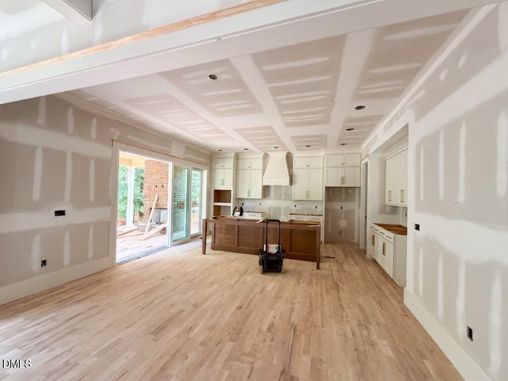 1709 Burnette Garden Path Property Photo 6