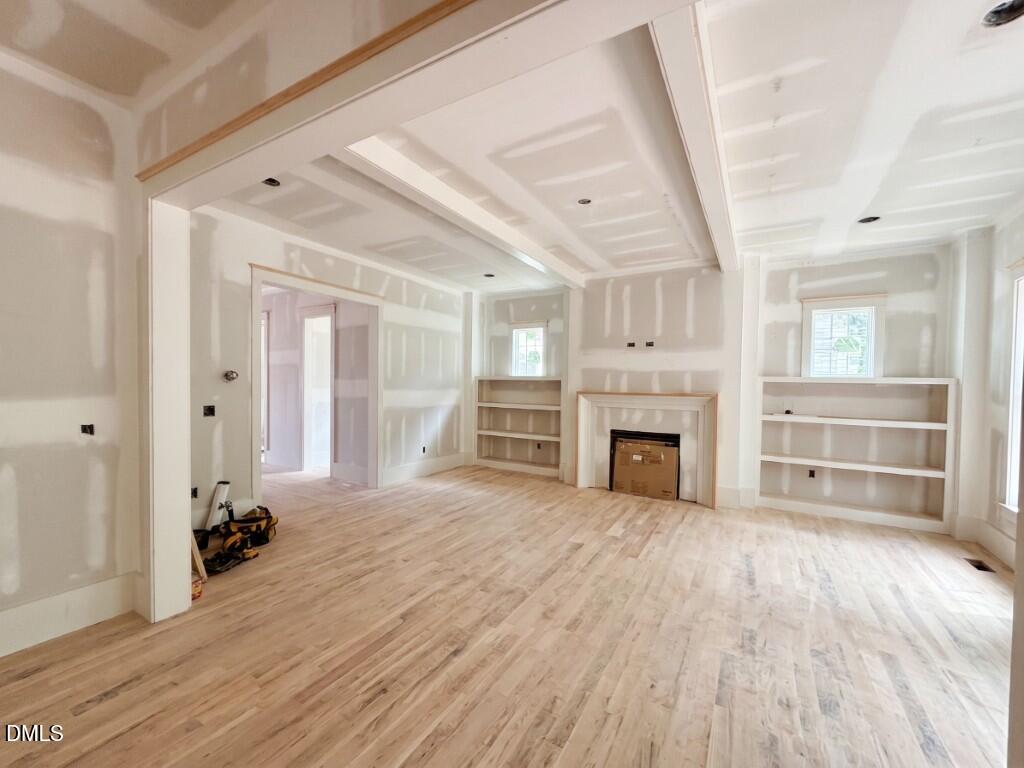 1709 Burnette Garden Path Property Photo 9