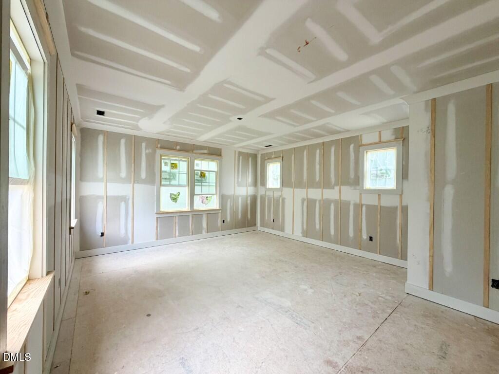 1709 Burnette Garden Path Property Photo 10