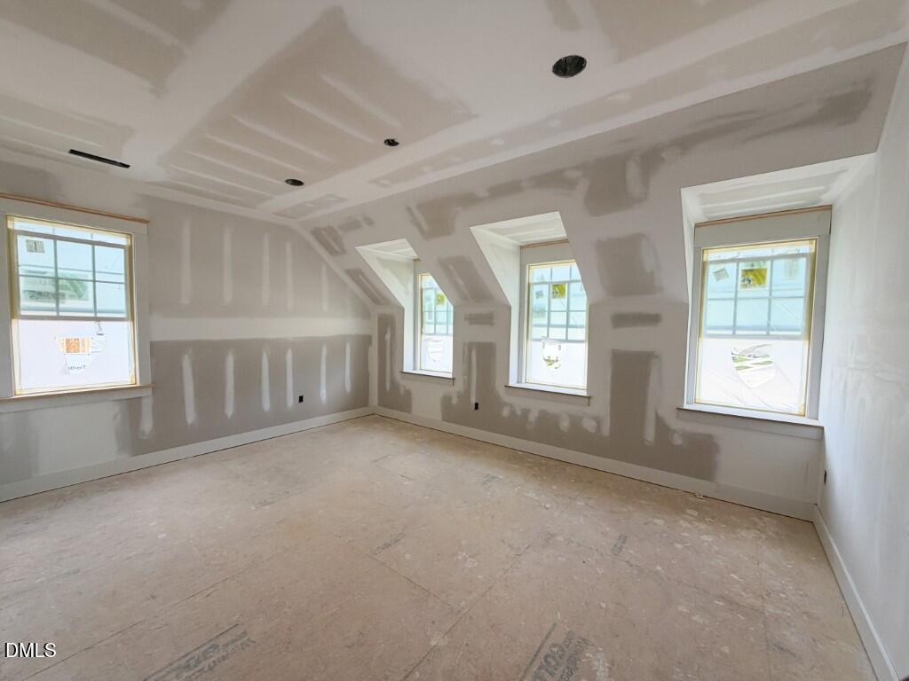 1709 Burnette Garden Path Property Photo 15