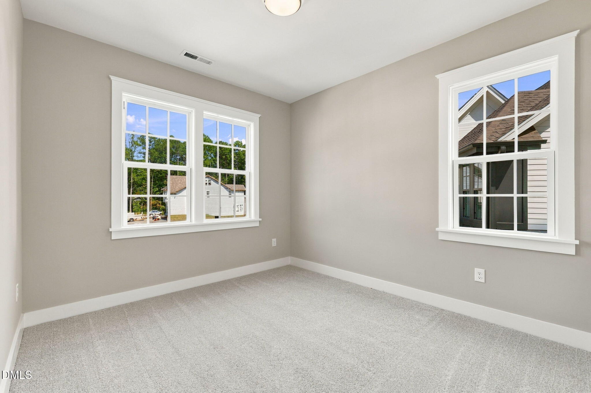 1709 Burnette Garden Path Property Photo 41