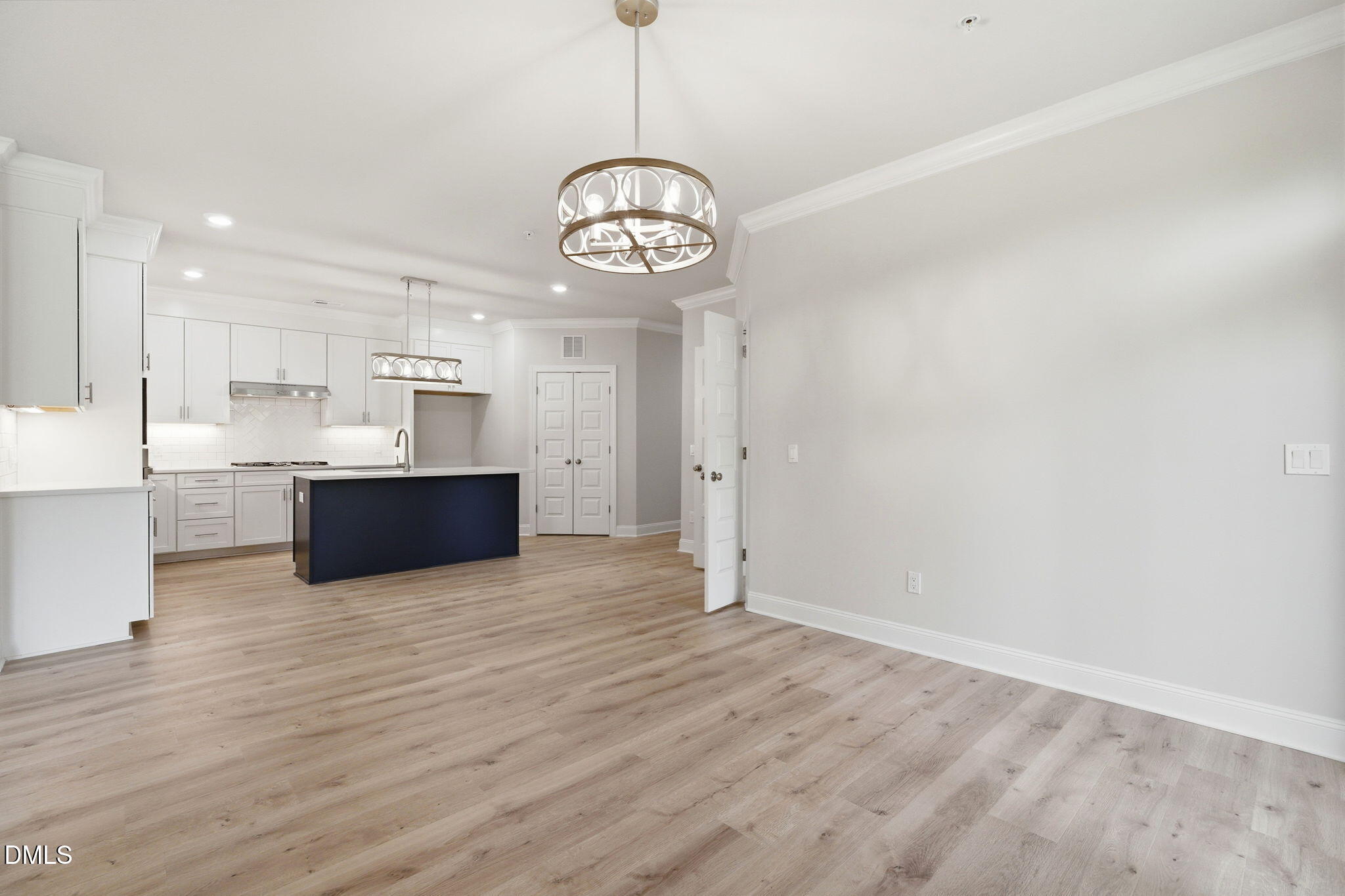 1600 Gathering Park Circle 202 Property Photo 6