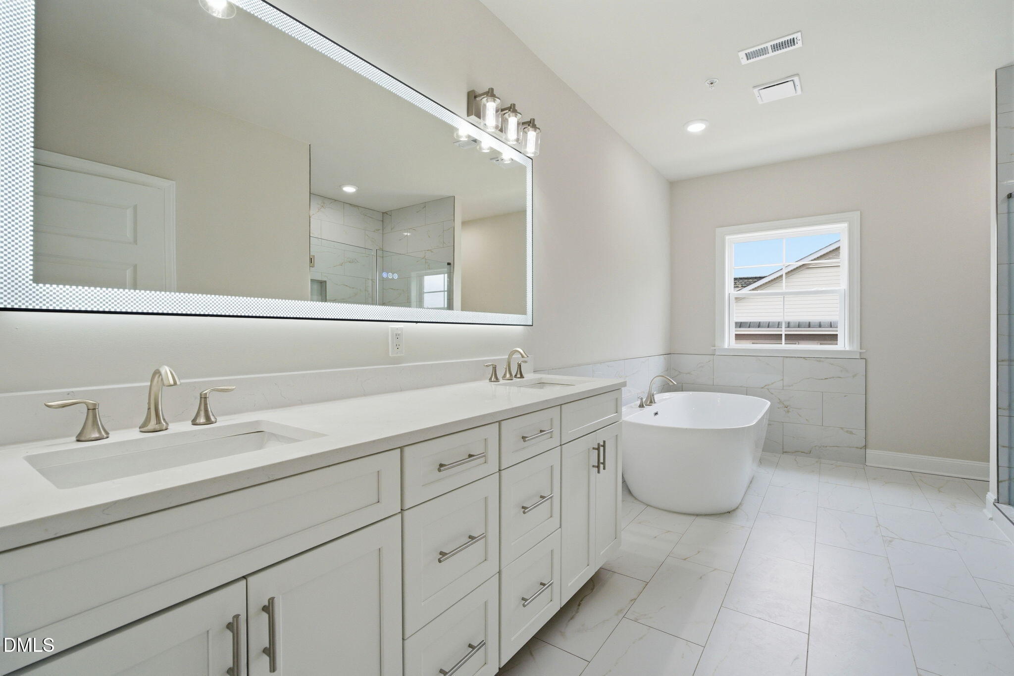 1600 Gathering Park Circle 202 Property Photo 16