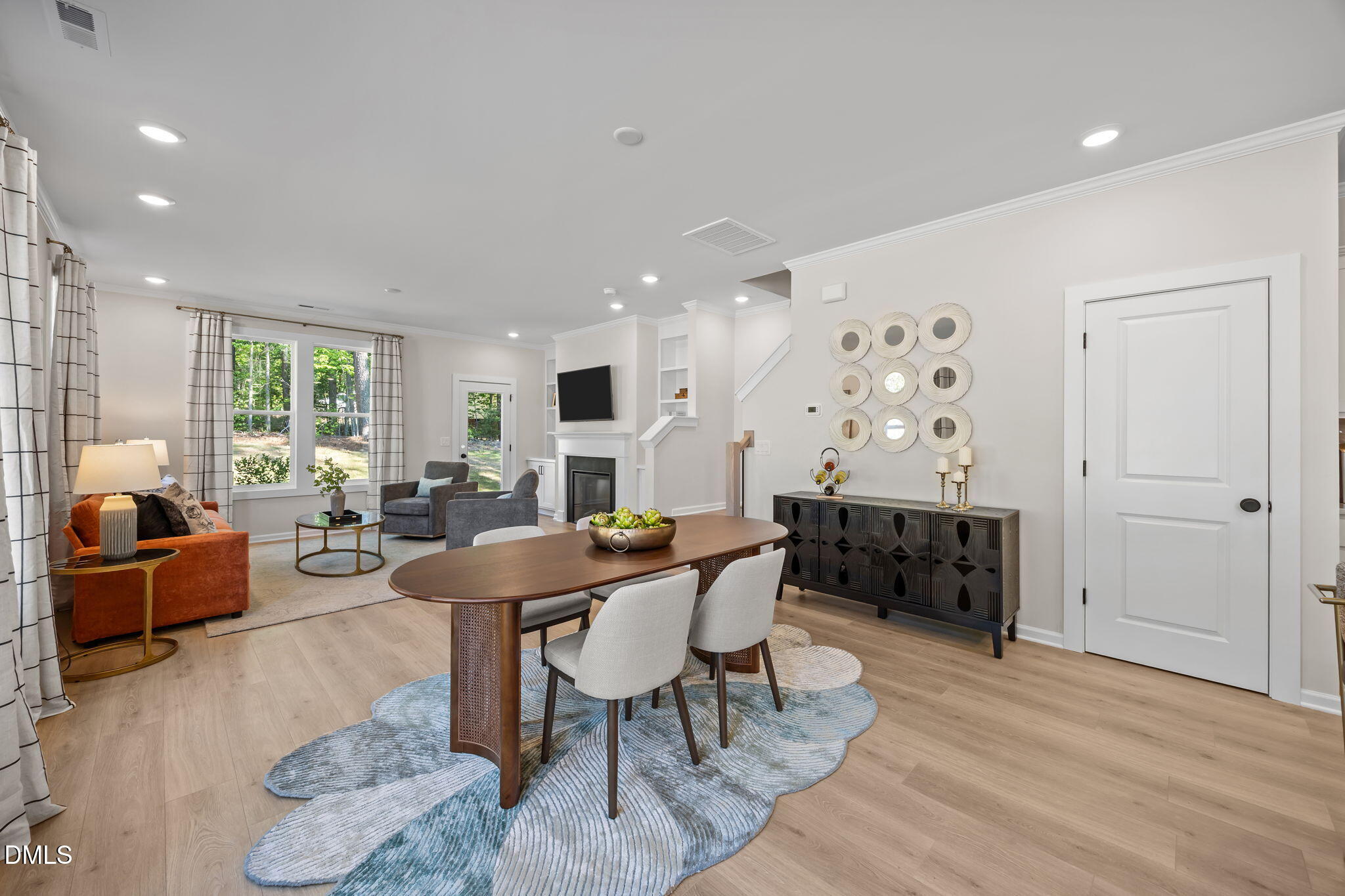 935 Selby Avenue Property Photo 10