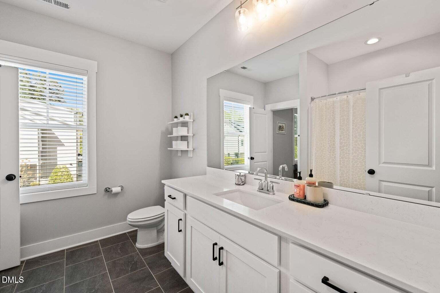 2501 Conland Place Property Photo 22