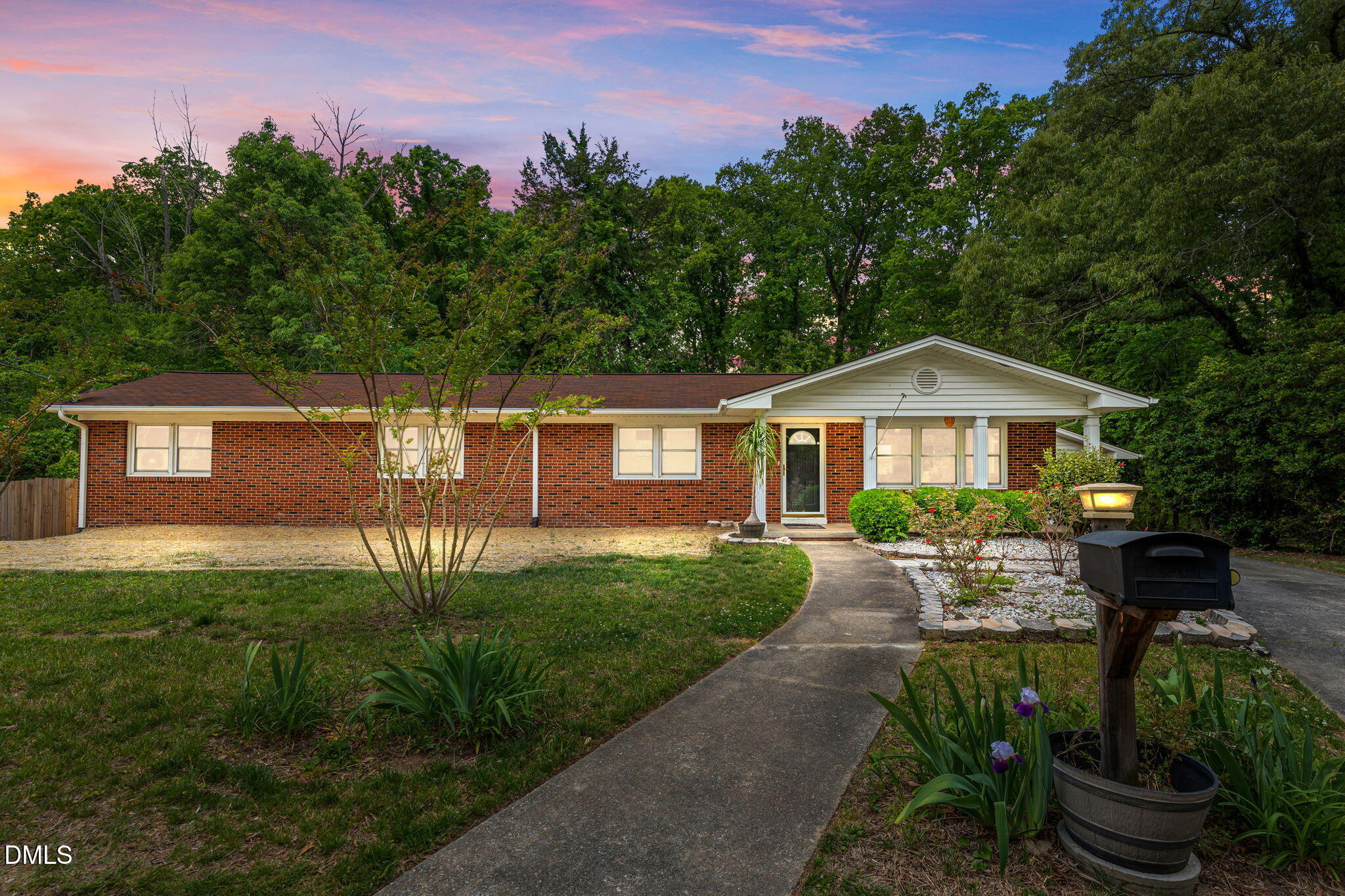 614 Ridgeway Drive Property Photo 2