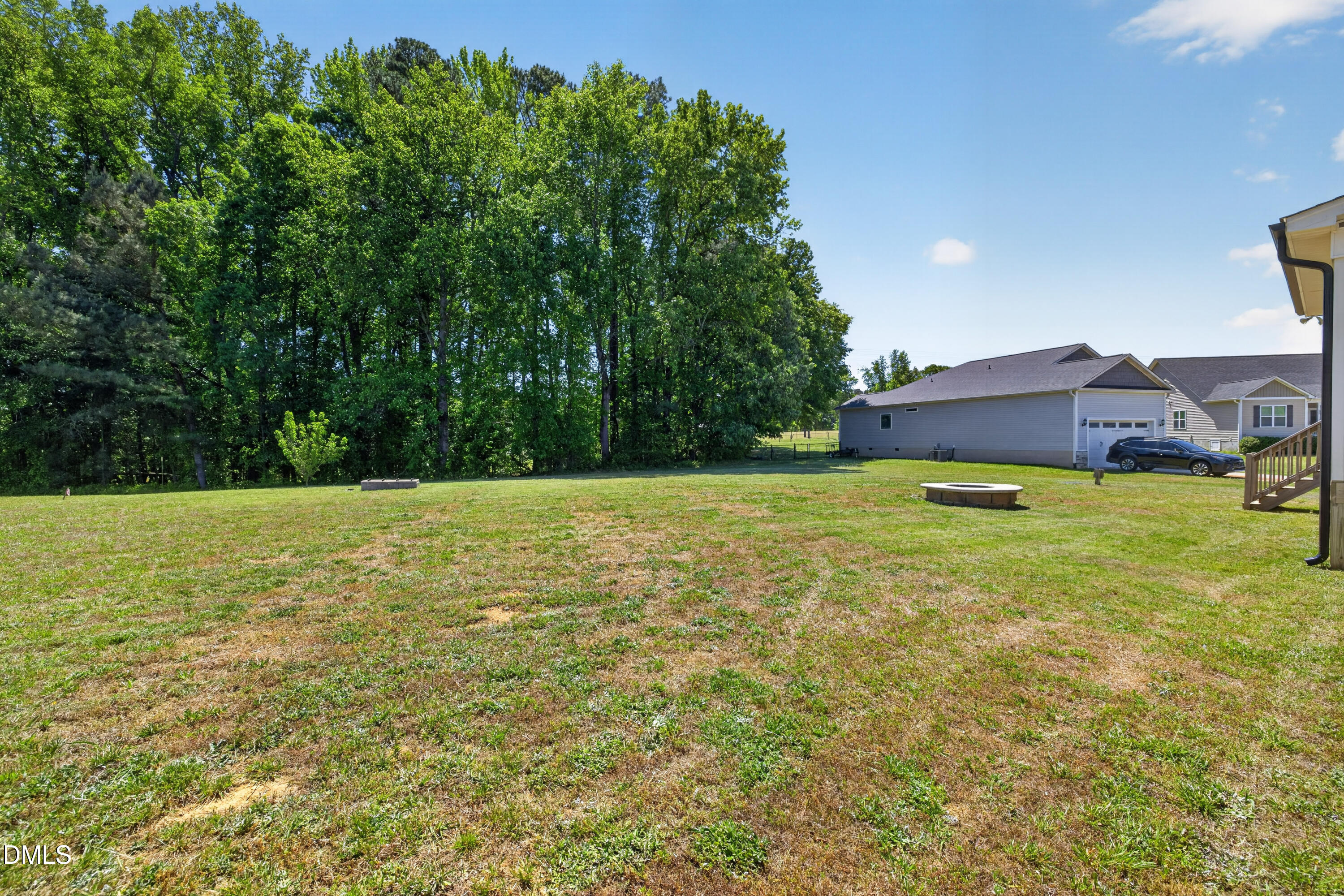 191 Stratocastor Drive Property Photo 30