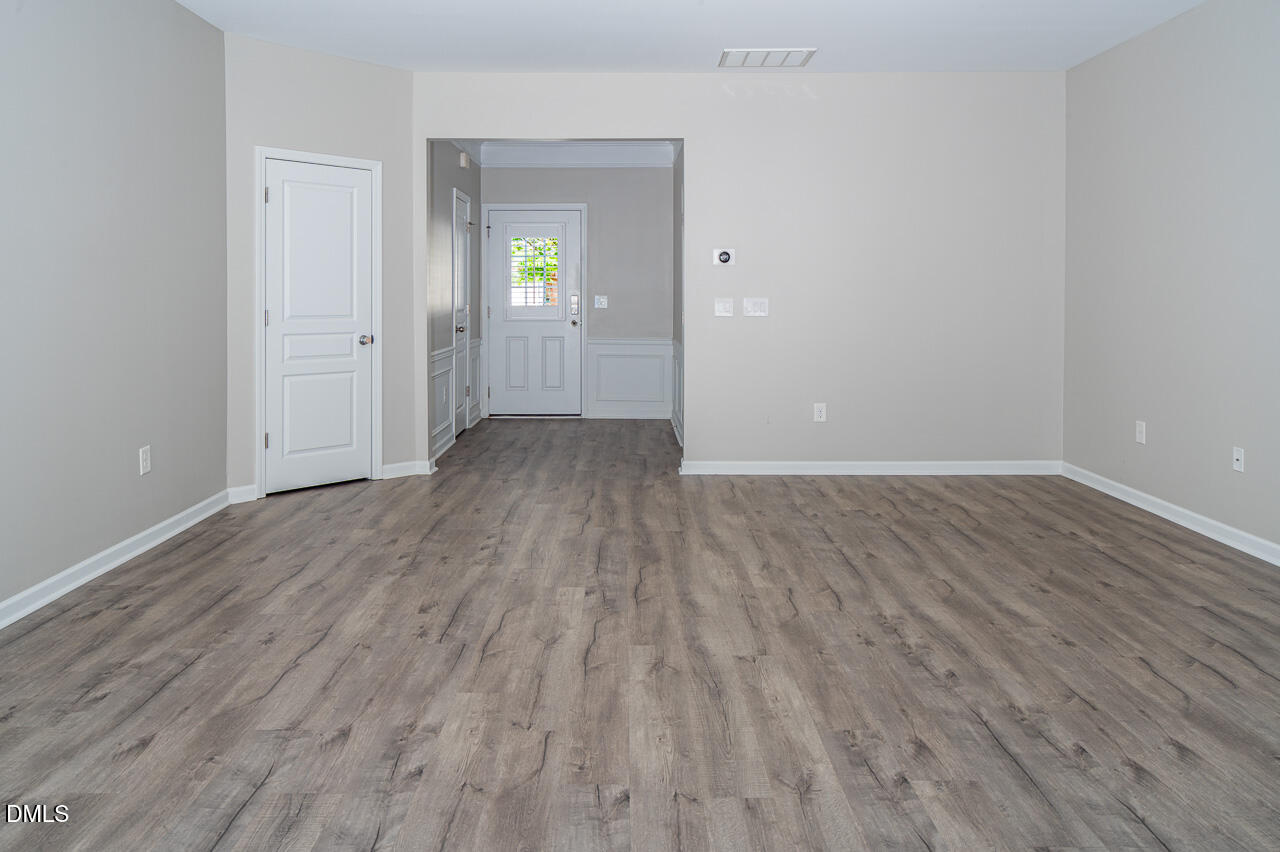 1116 Kingston Grove Drive Property Photo 12