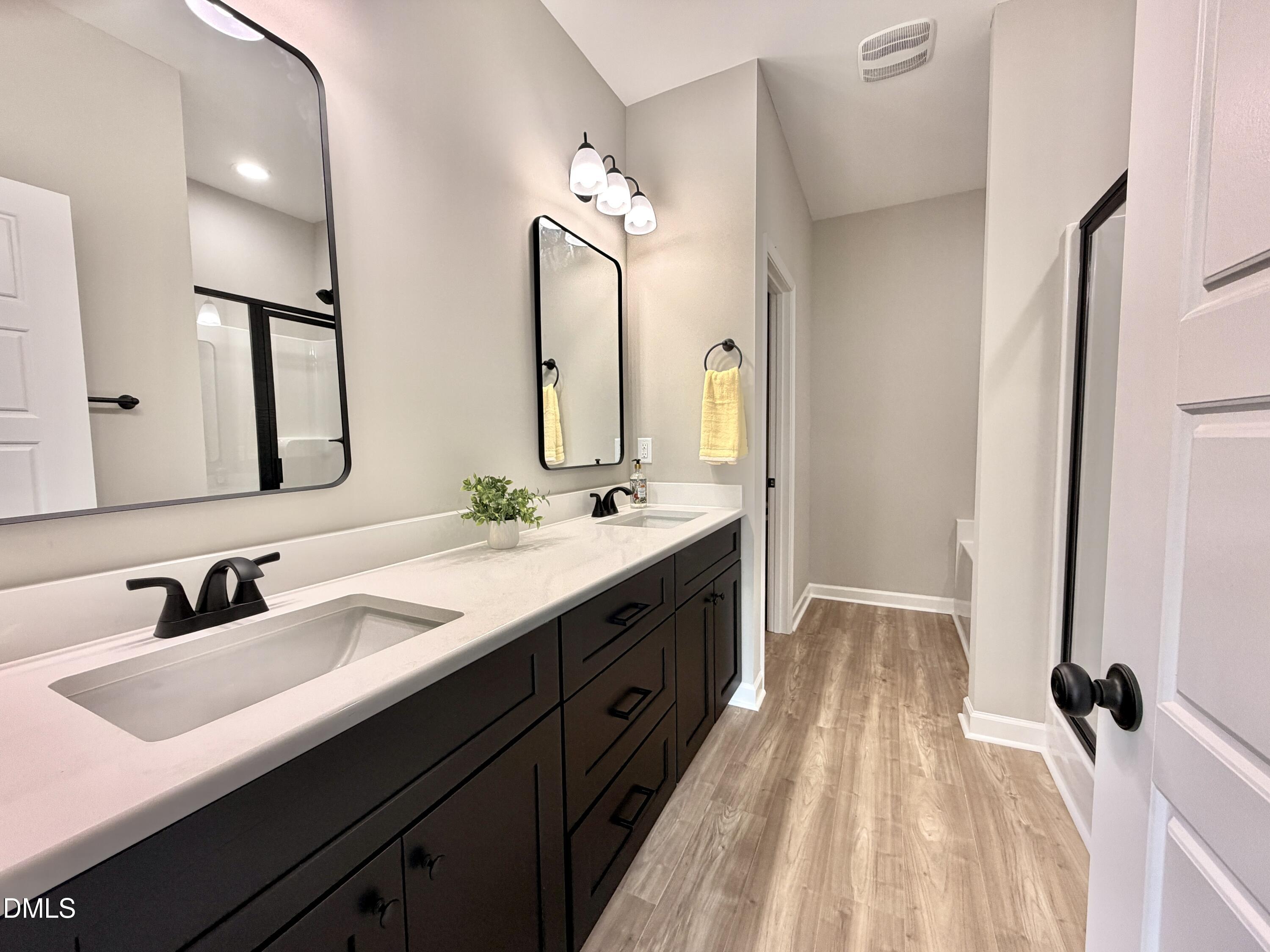 3731 Chatsworth Drive Property Photo 11