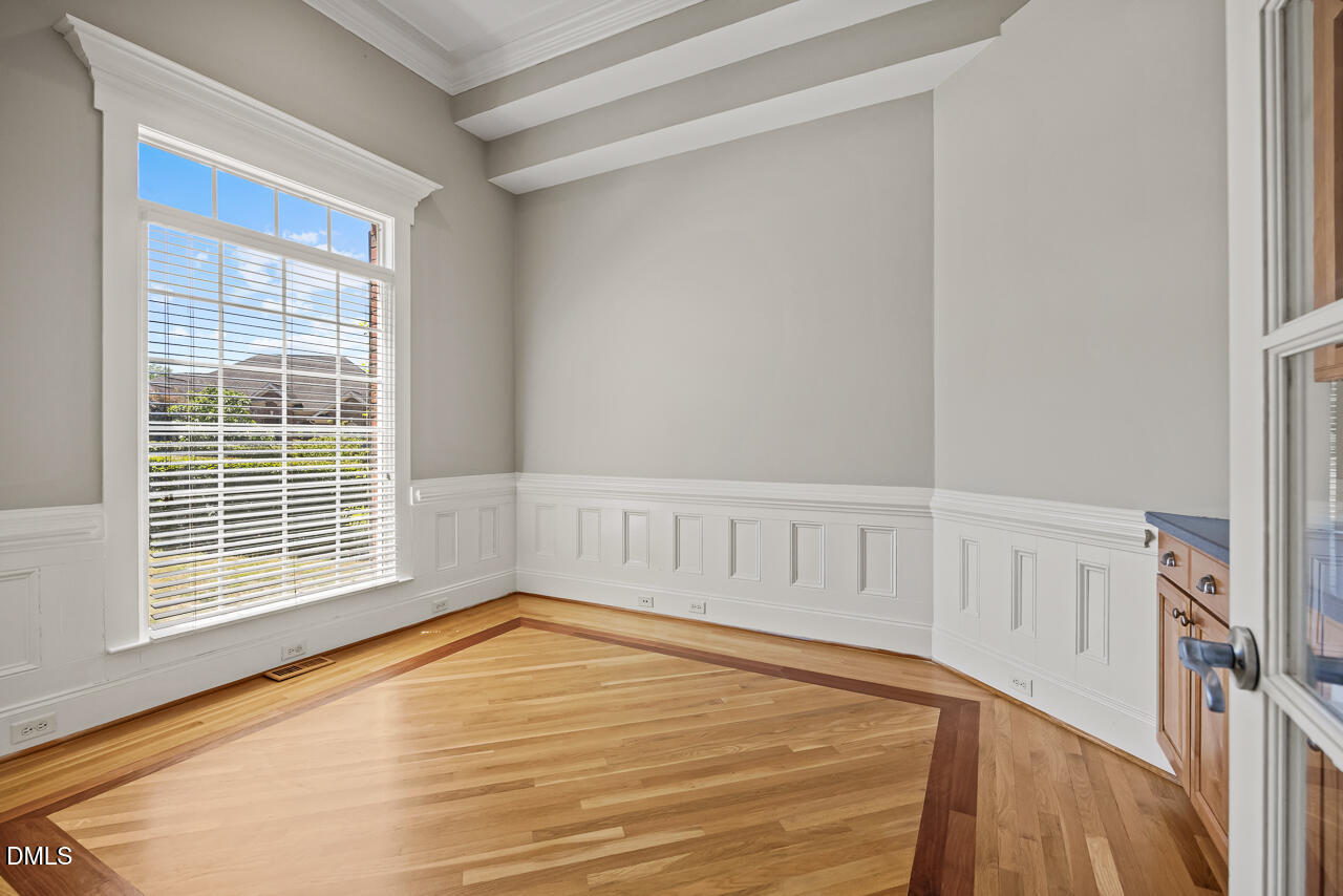 4004 Frontenac Court Property Photo 9