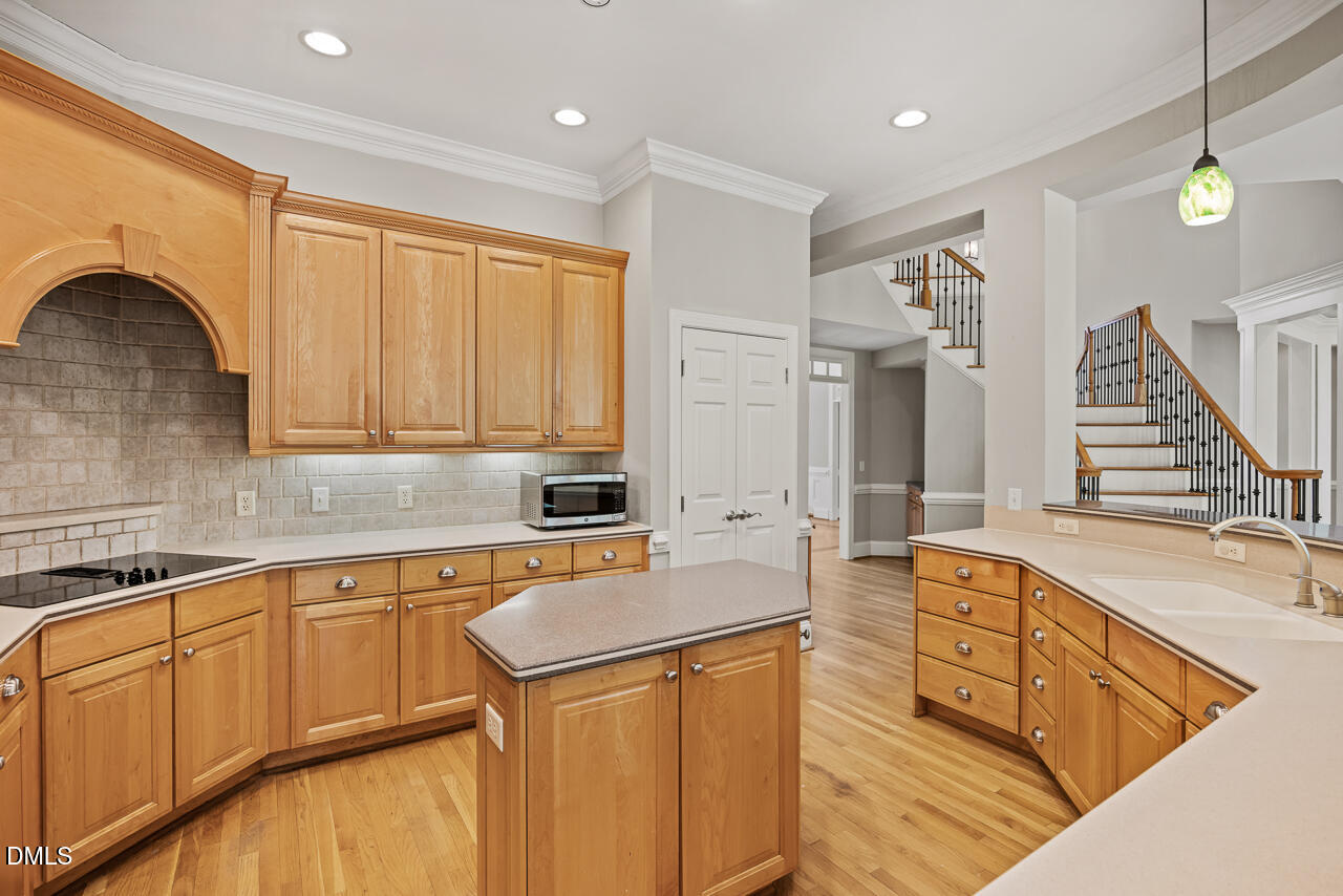 4004 Frontenac Court Property Photo 21