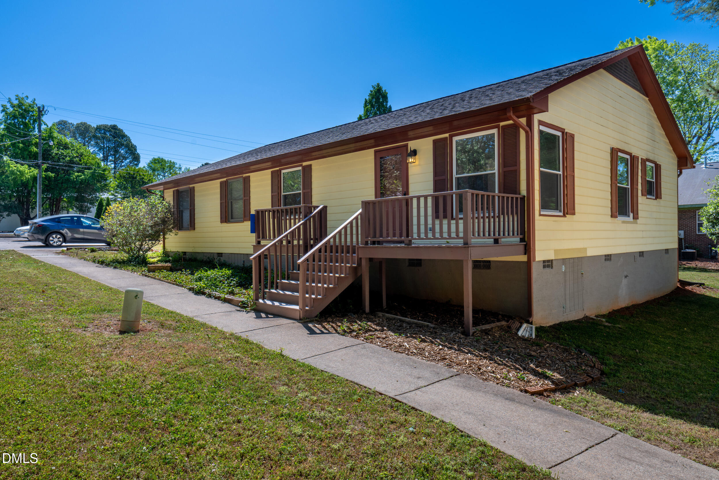173 Credle Street B Property Photo 1