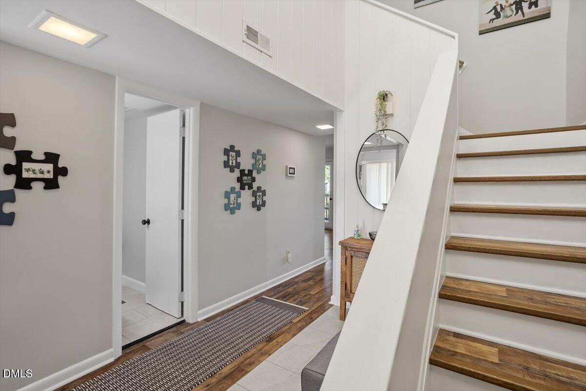 5045 Tall Pines Court Property Photo 4