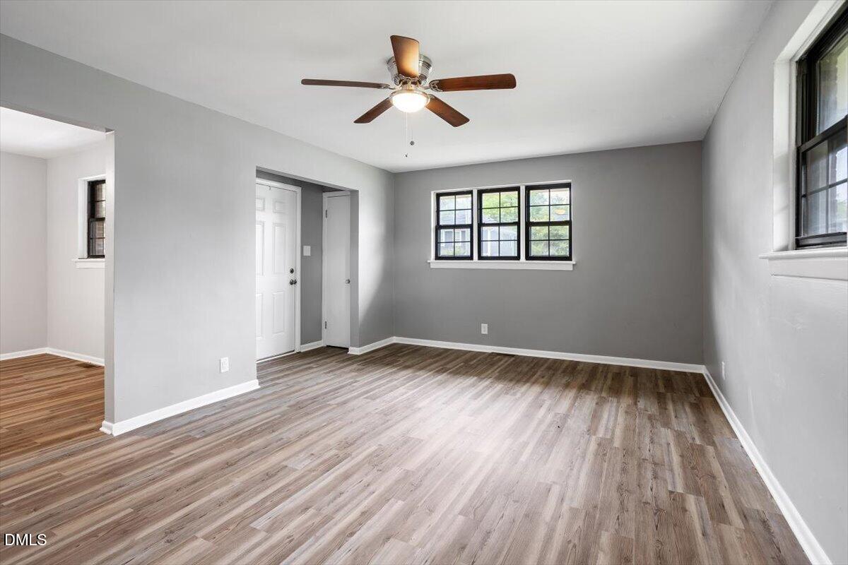 424 Como Drive Property Photo 12