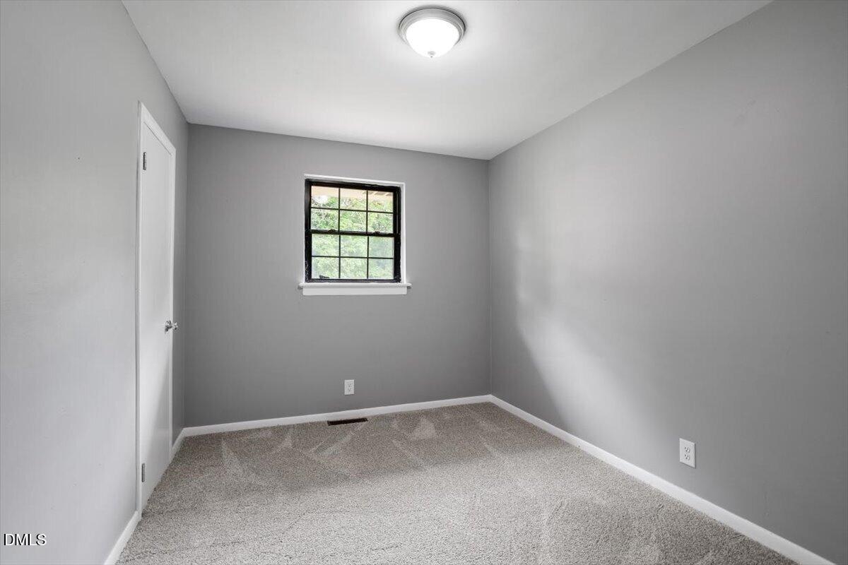 424 Como Drive Property Photo 21
