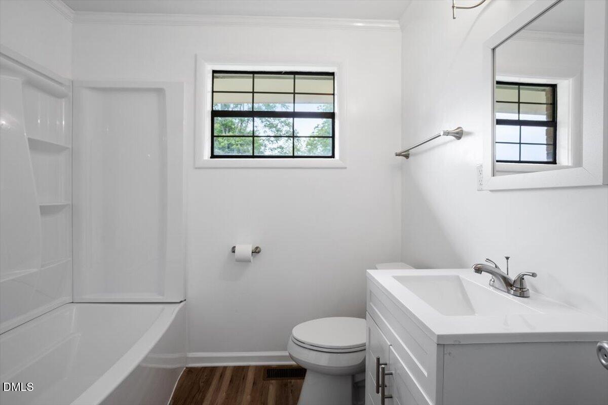 424 Como Drive Property Photo 26
