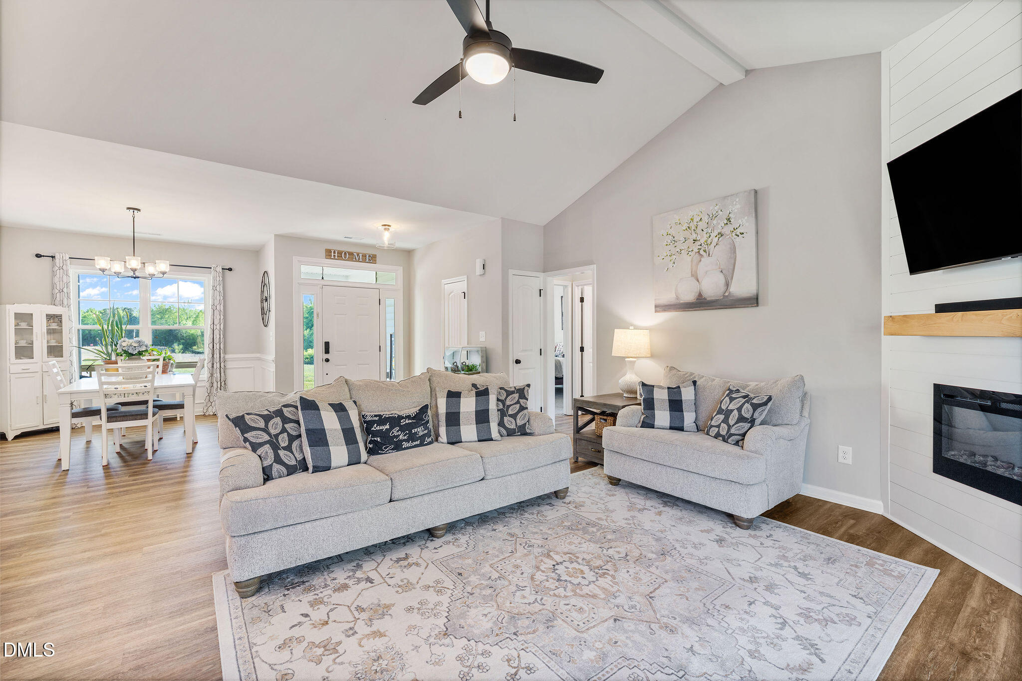 9001 Fox Trot Circle Property Photo 6