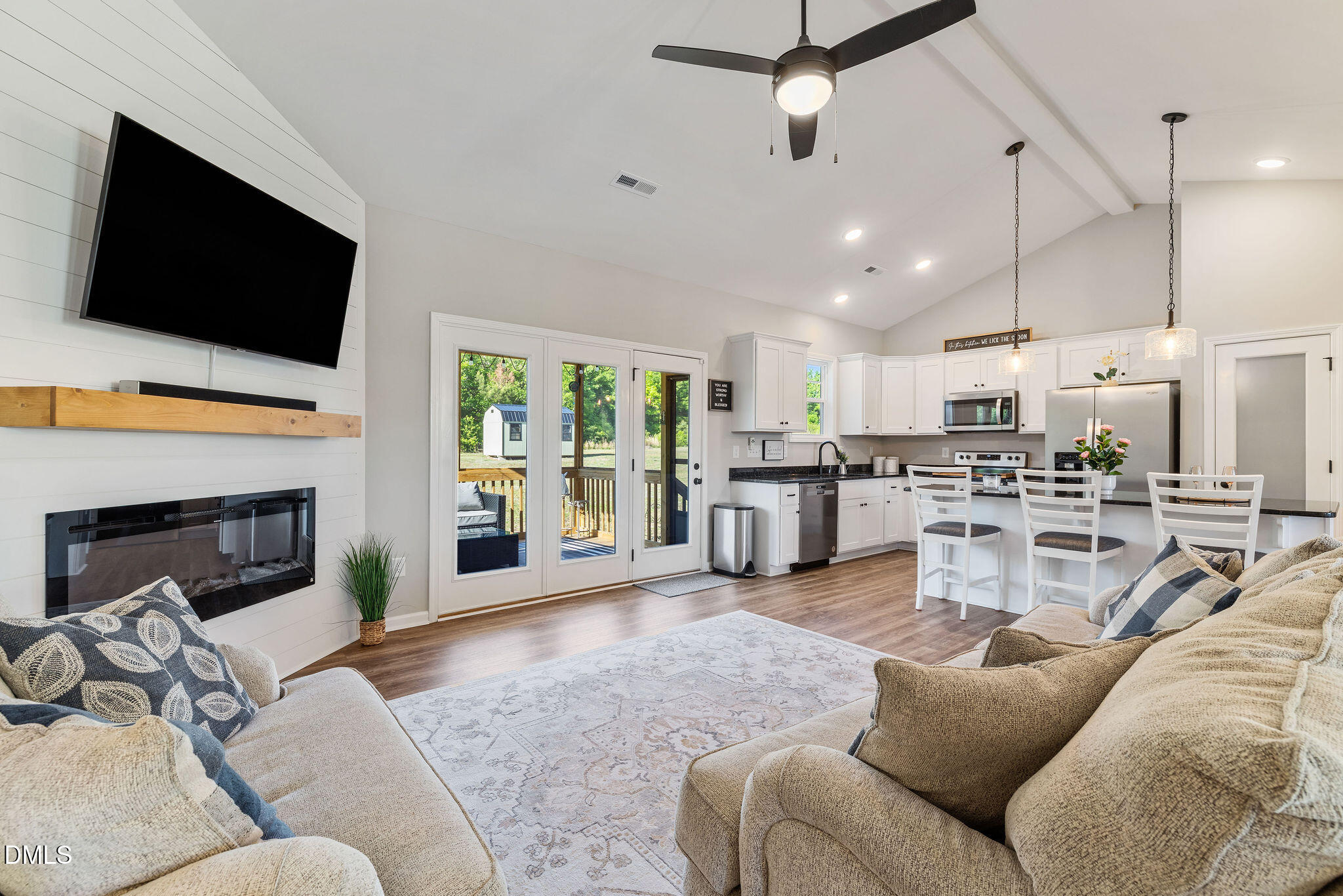 9001 Fox Trot Circle Property Photo 7