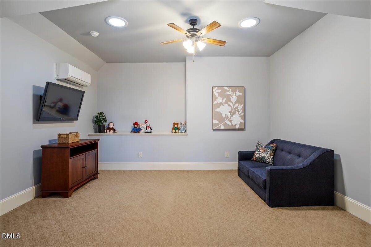 2105 Cadenza Lane Property Photo 43