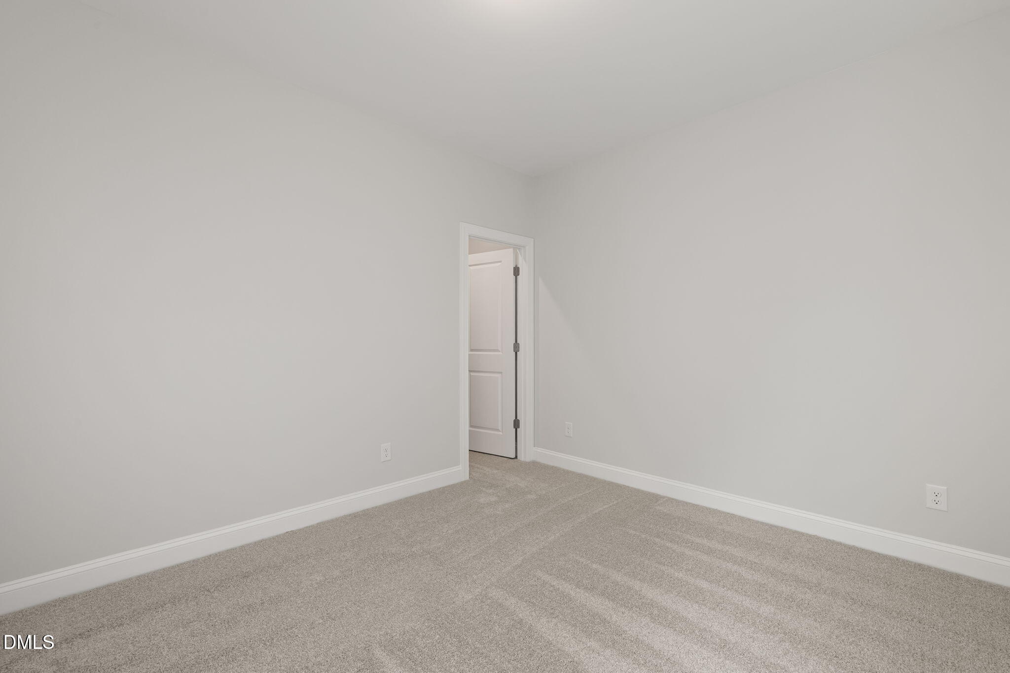 760 Aristocrat Lane Property Photo 31