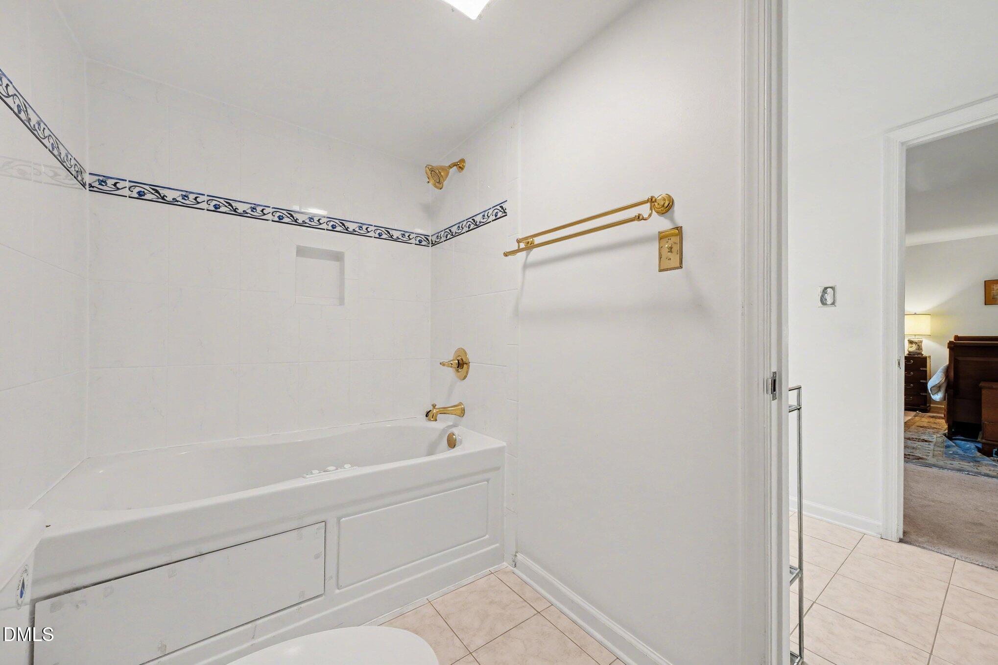 1911 Front Street # 3b Property Photo 21